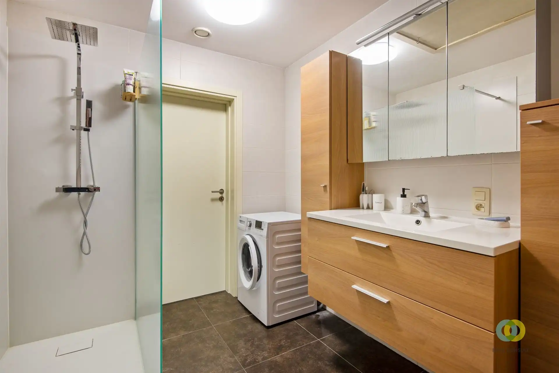 Penthouse met ruim terras en mogelijkheid aankoop garage foto 12