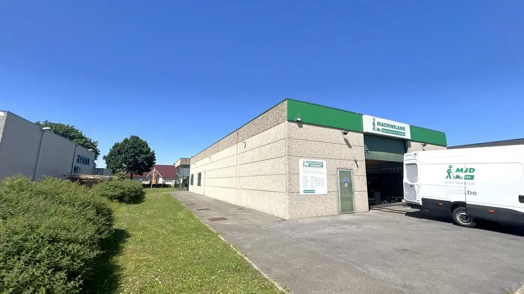 Industrieel bedrijfspand te huur langs N70 in Lochristi foto 16