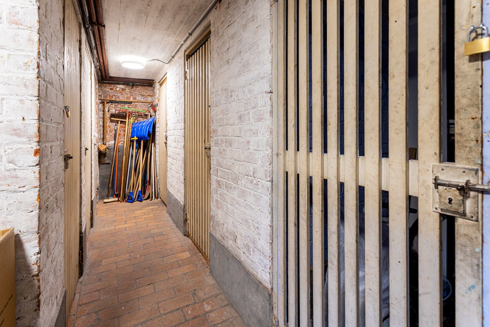 Op te frissen 3 slpk appartement in Zwarte Arendwijk! foto 14