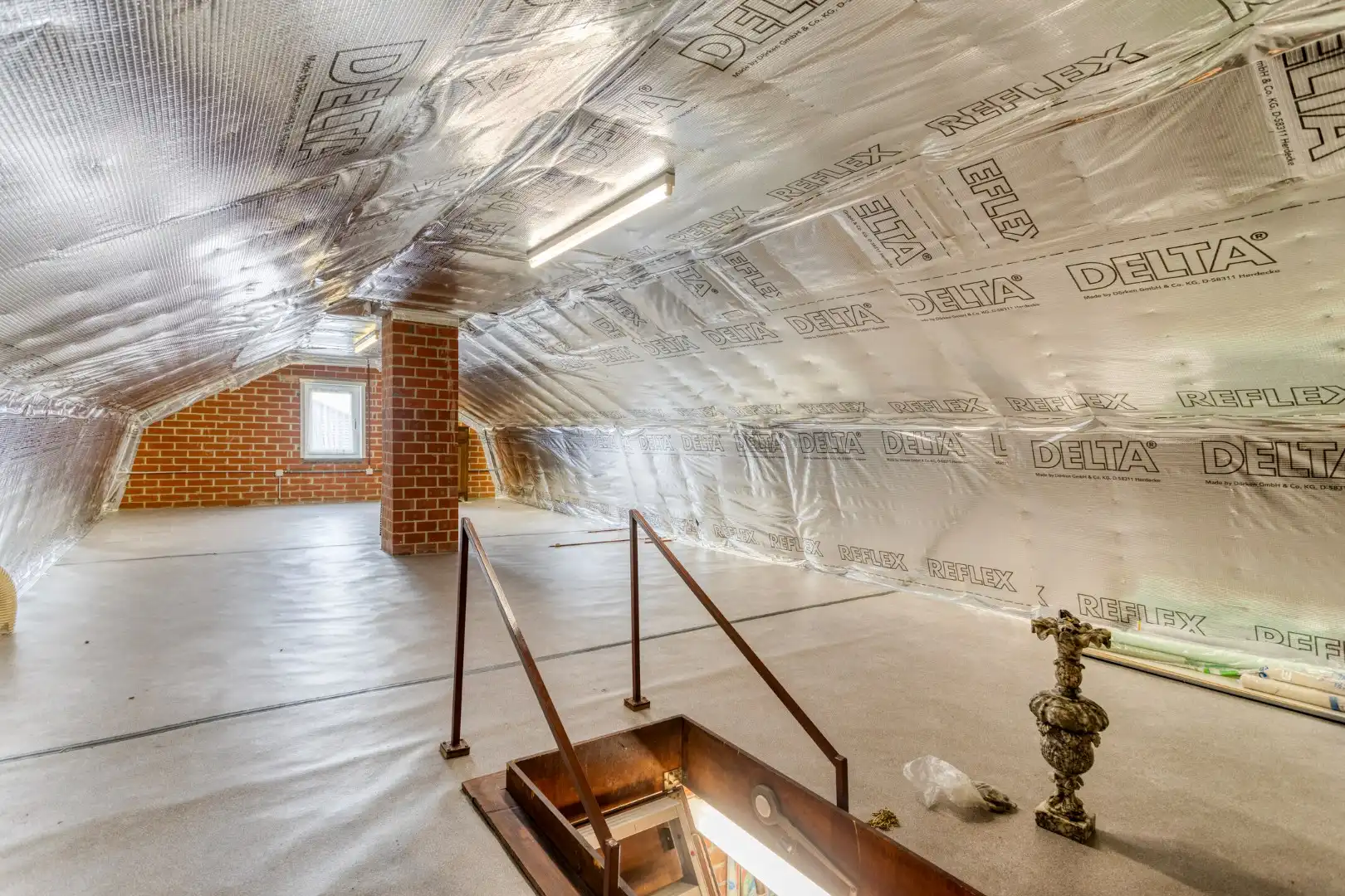 Uiterst verzorgde, gelijkvloerse villa met 2 slaapkamers en ruime garage! foto 20