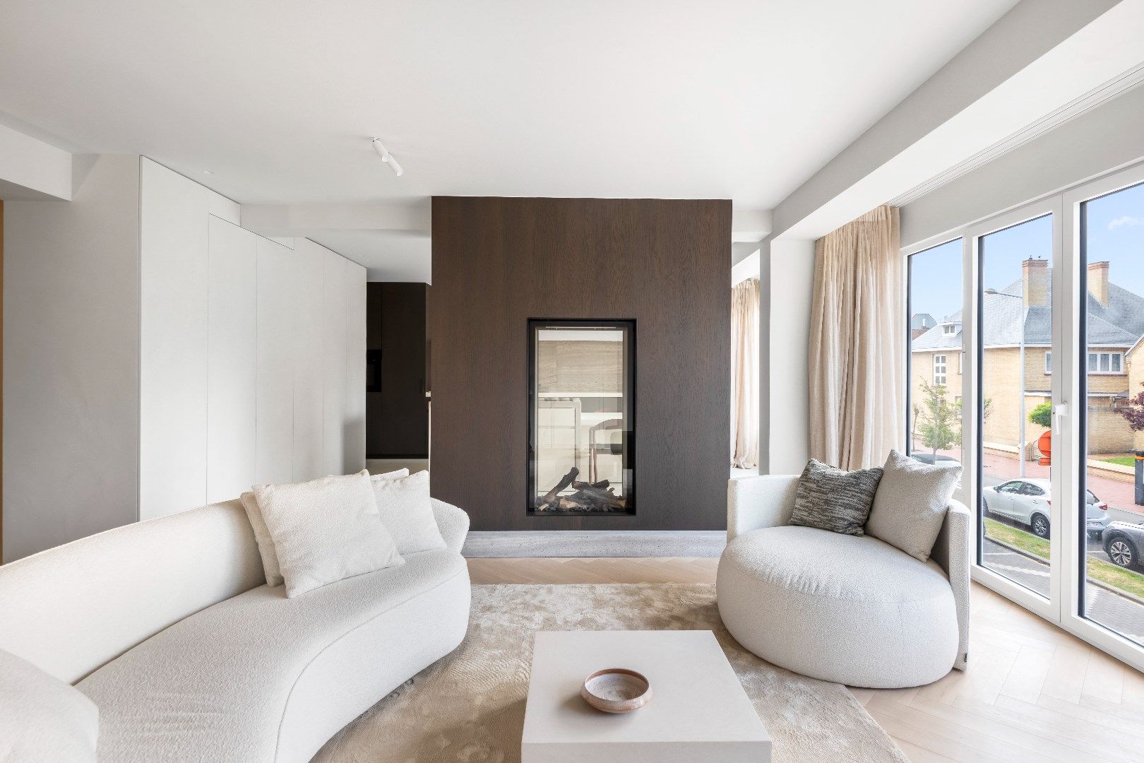 Hoogstaand afgewerkt appartement  met open zicht gelegen vlakbij de Dumortierlaan en op een steenworp van de Zeedijk.   foto 3