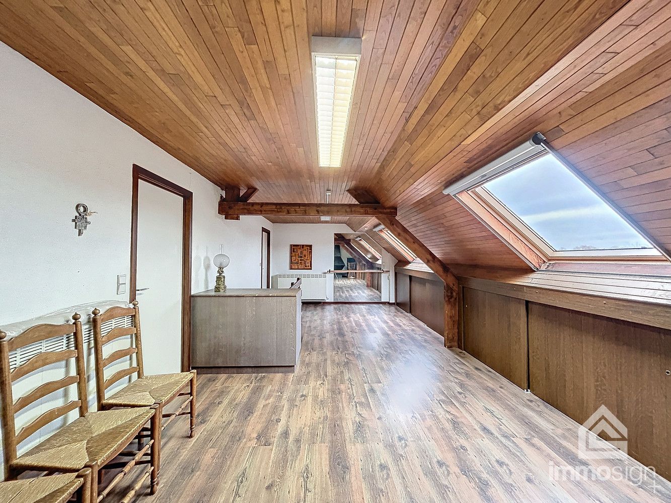 Ruim triplex appartement met vier slaapkamers in hartje Bocholt! foto 25