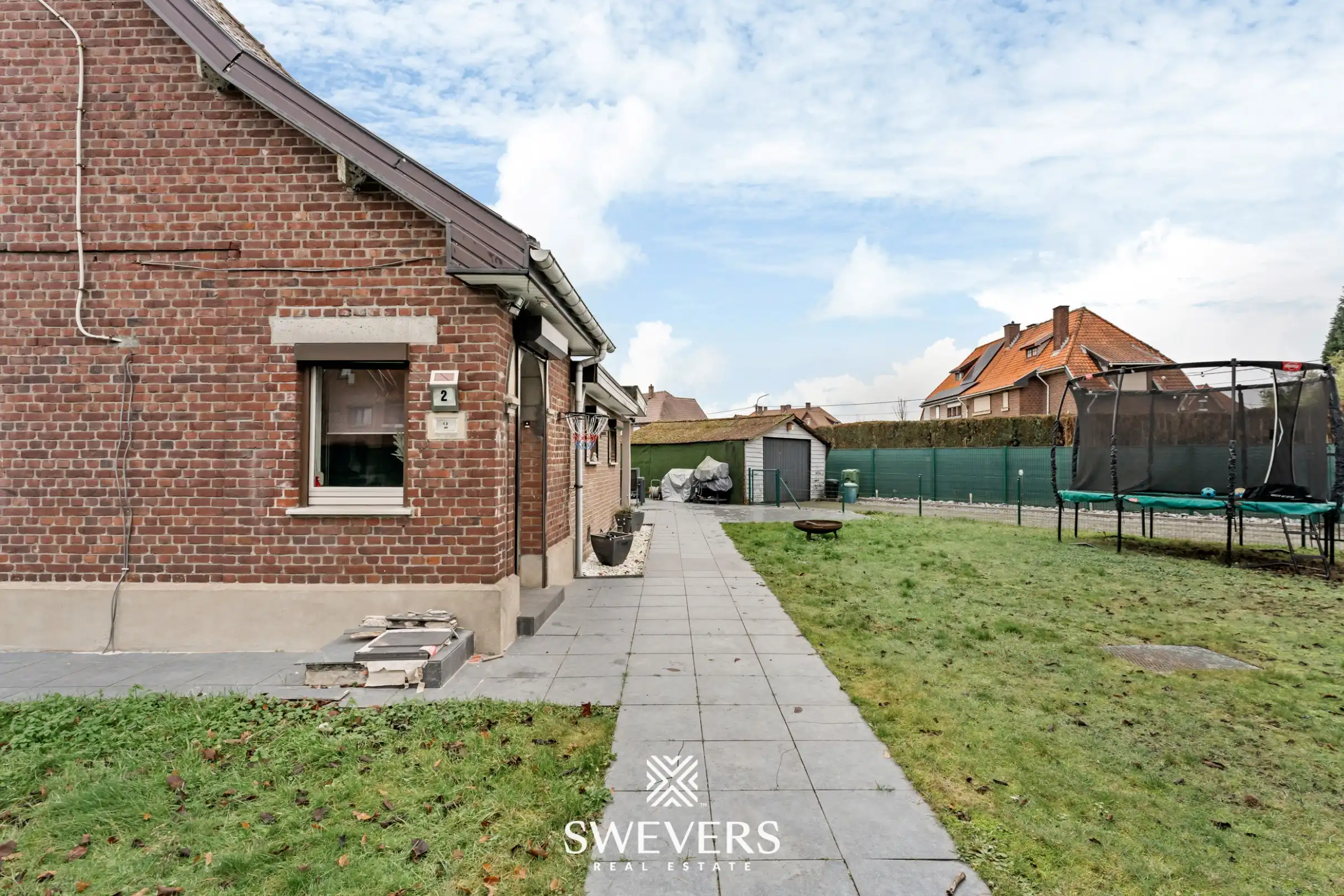 Instapklare gezinswoning met privacy en ideale ligging in Genk foto 26