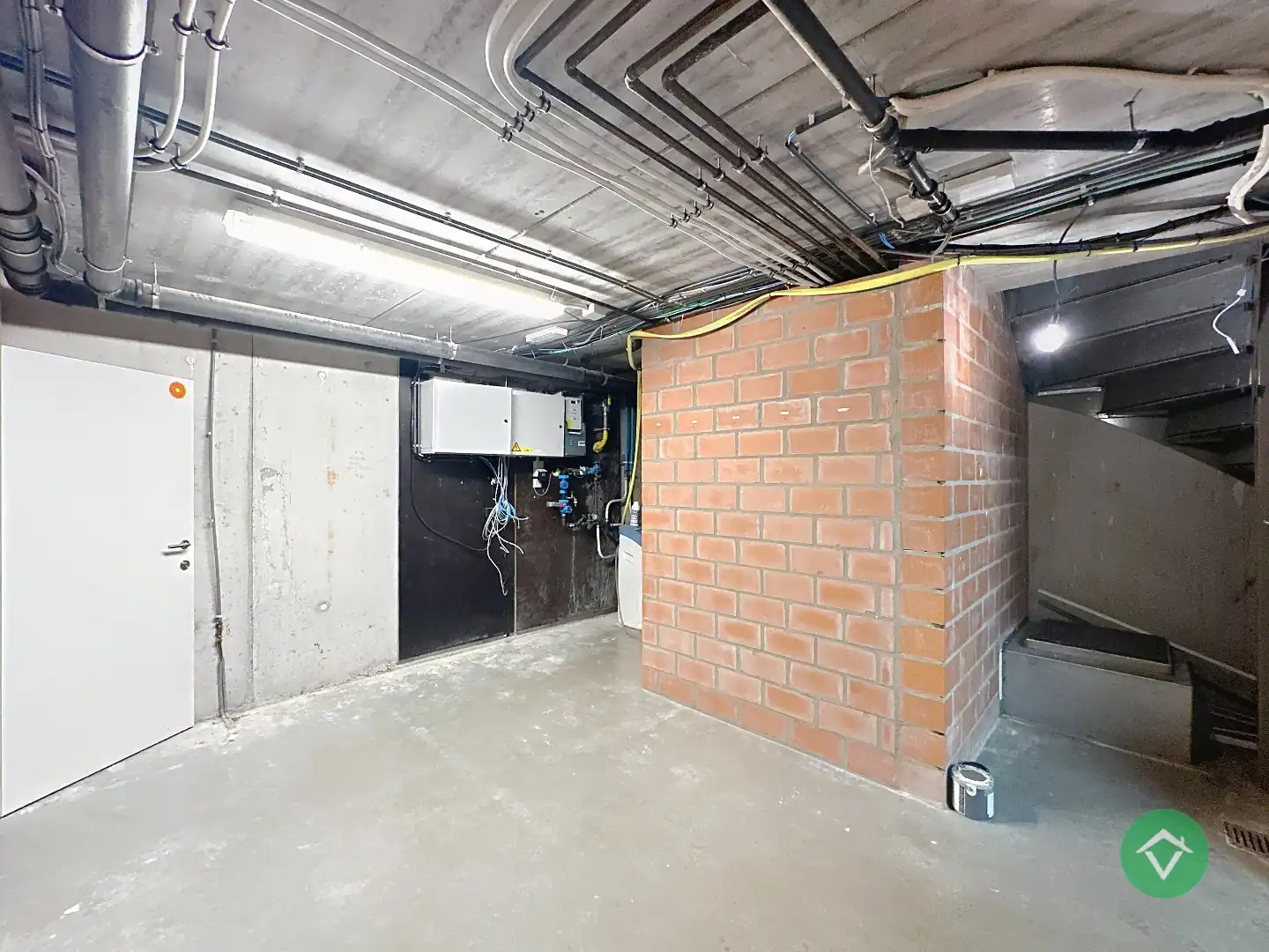 Combinatie wonen & werken: horecazaak met woonst in Eernegem foto 36