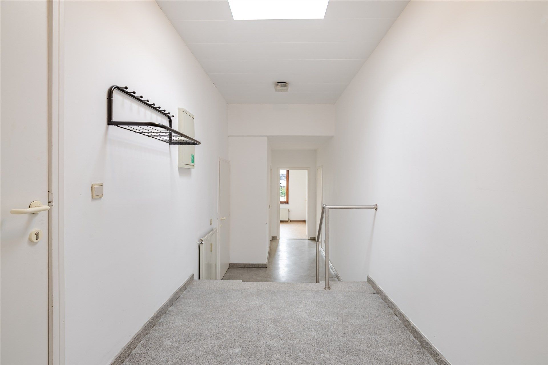 Opbrengsteigendom bestaande uit 6 ruime appartementen + 32 garageboxen foto 6
