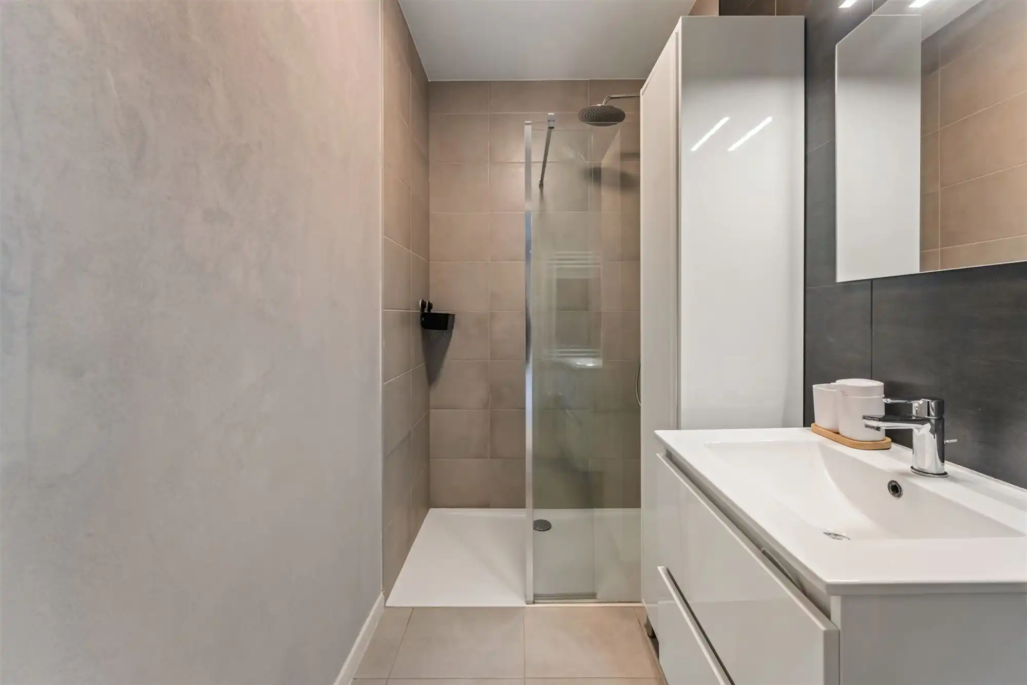 MODERN EN KLASSEVOL INGERICHT GV APPARTEMENT IN DE NABIJHEID VAN HET CENTRUM VAN LEOPOLDSBURG foto 15