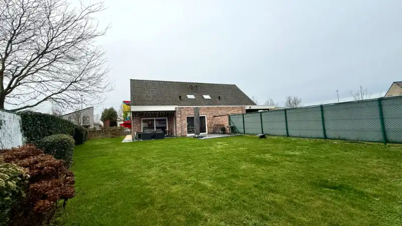 HOB met 3 slaapkamers foto 25