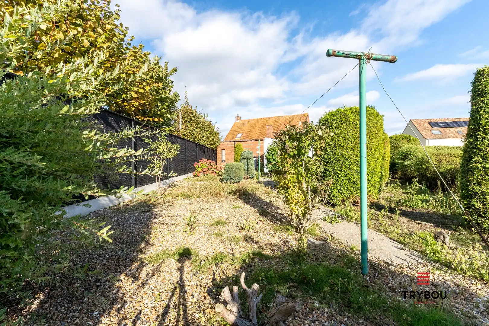 Verrassend ruime woning aan de rand van Houthulst op ruim perceel van 720m². foto 29