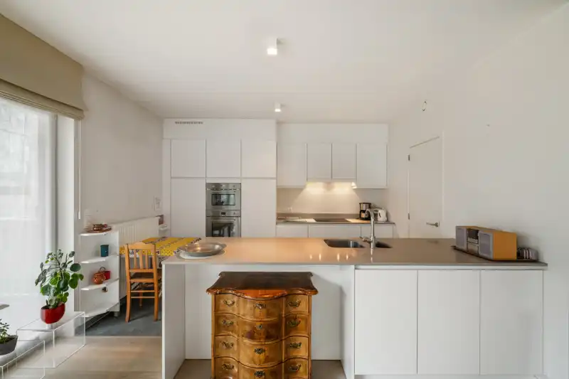 Roeselare-de Munt. Exclusief en lichtrijk 3-slaapkamerappartement (130,5 m²) met riante terrassen op een toplocatie in Roeselare foto 7