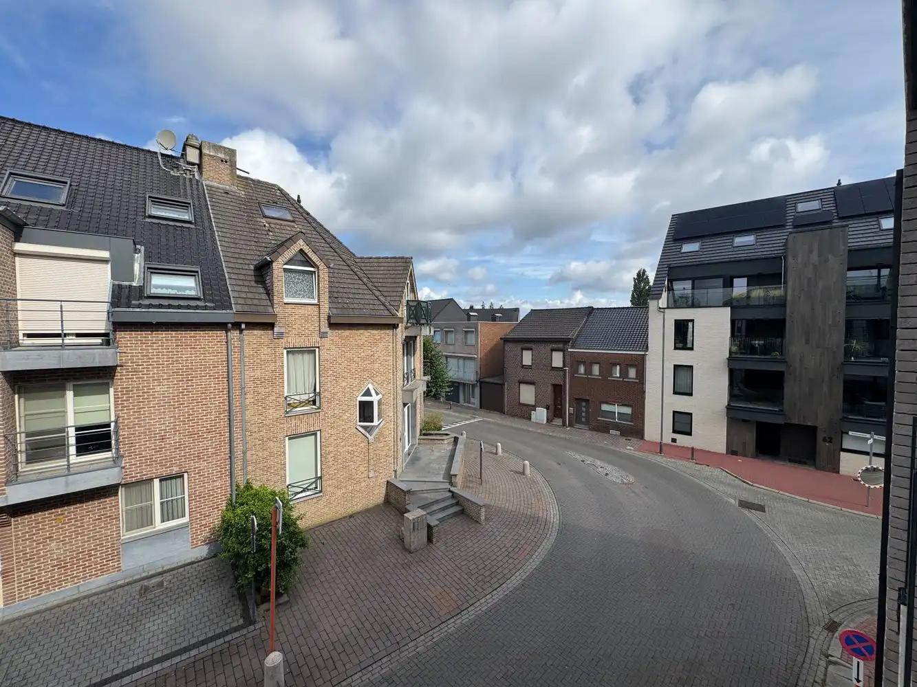 Ruimte om te wonen, terrassen om te genieten in het centrum van Lanaken foto 12