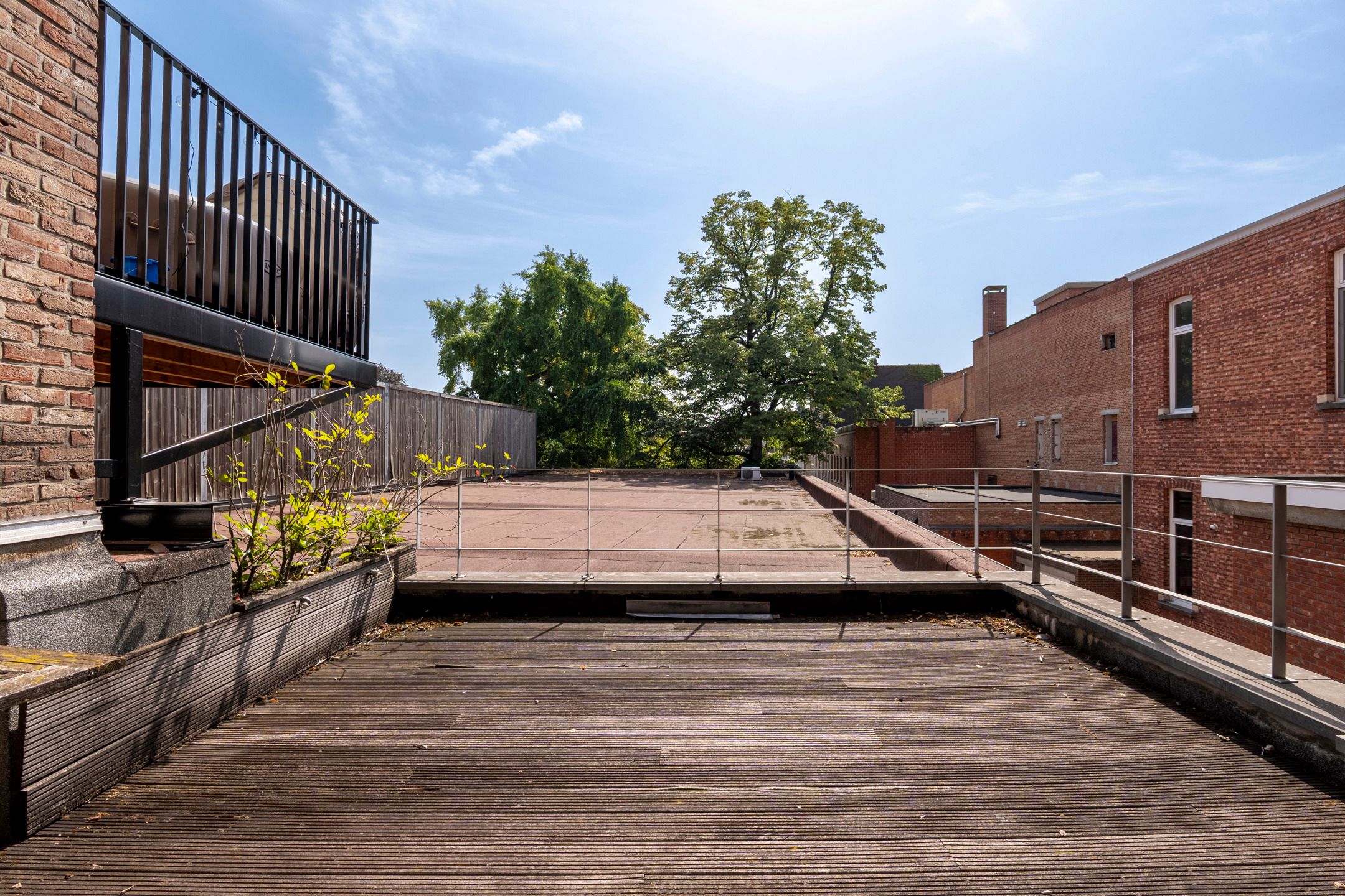 Gerenoveerd appartement 148m² met  groot zonneterras  foto 19