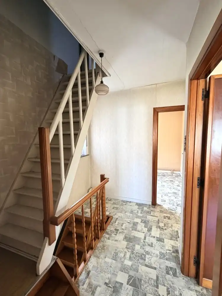 Charmante te renoveren woning op een perceel van ca. 15 are met zuidgerichte tuin foto 17