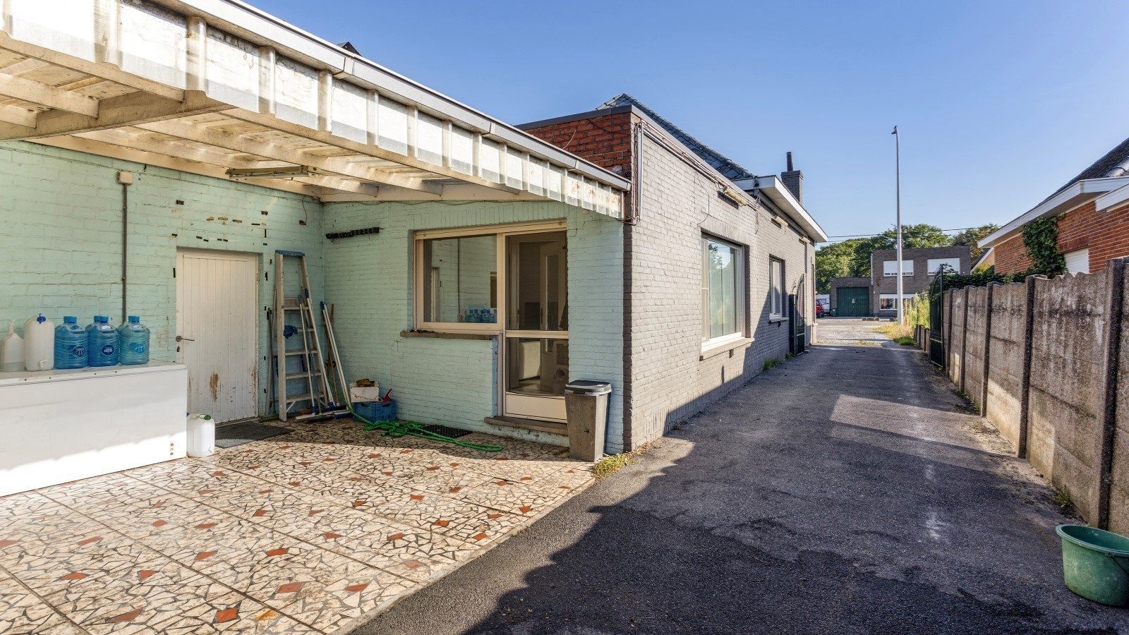 Ruime woning met 4 kmrs, 2 badk en grote opslagruimte te BEGIJNENDIJK foto 18