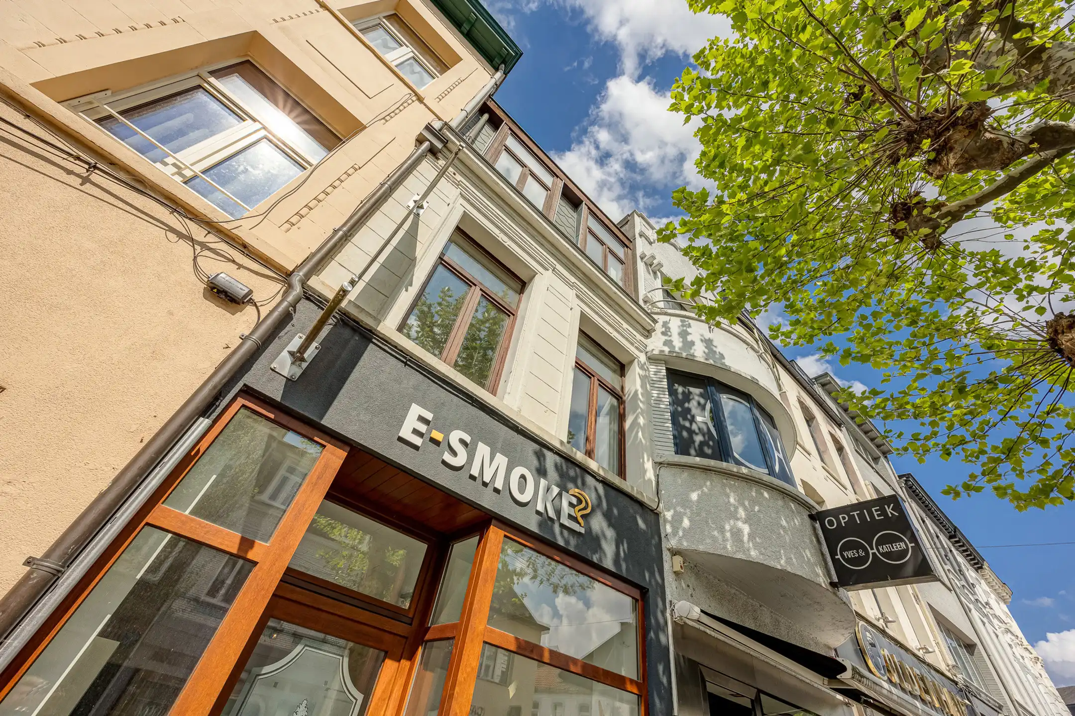 Handelsruimte met instapklaar duplex app nabij Grote Markt. foto 2