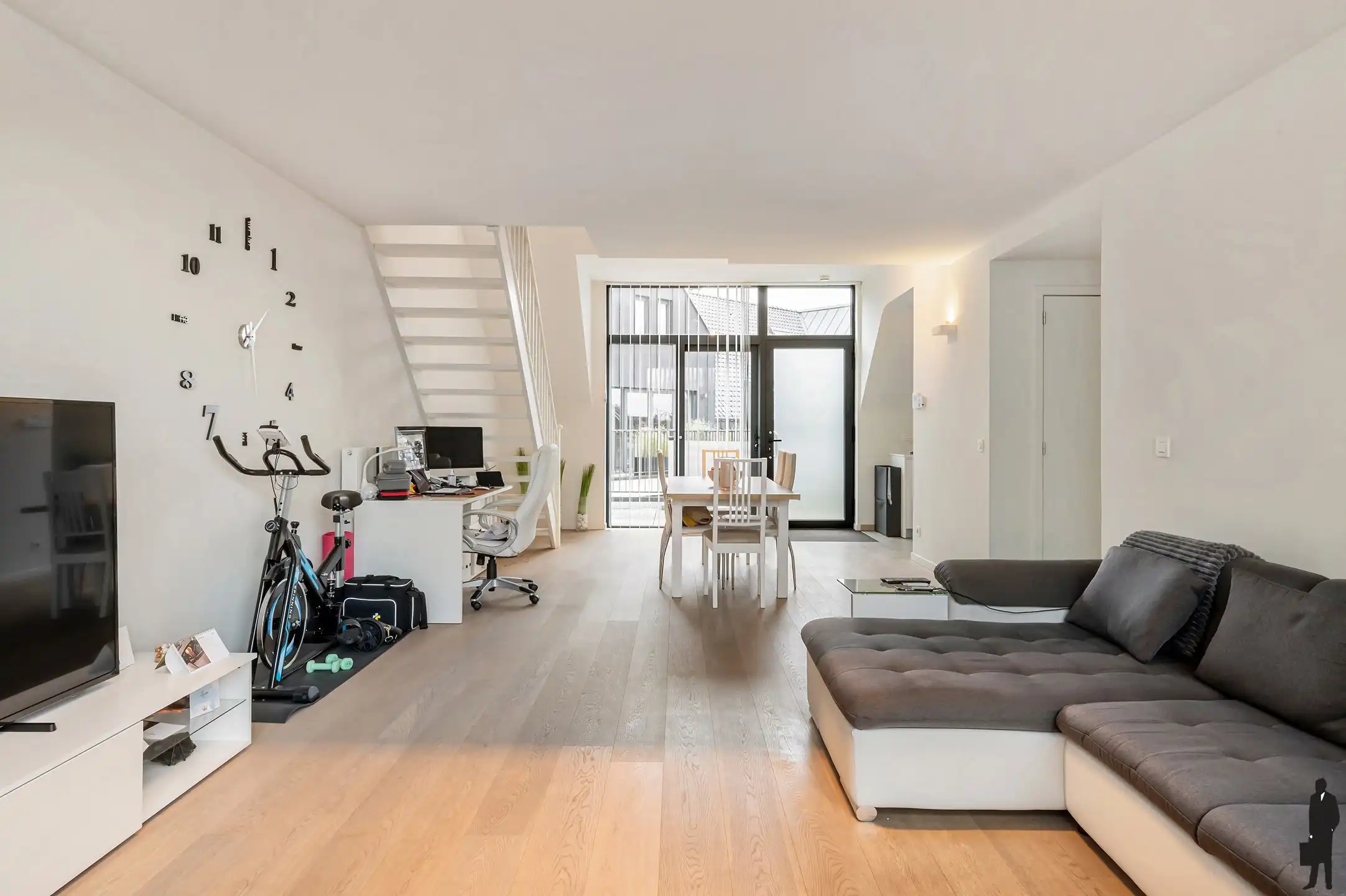 Ruim duplex appartement met 2 slaapkamers in het centrum van Heide foto 3