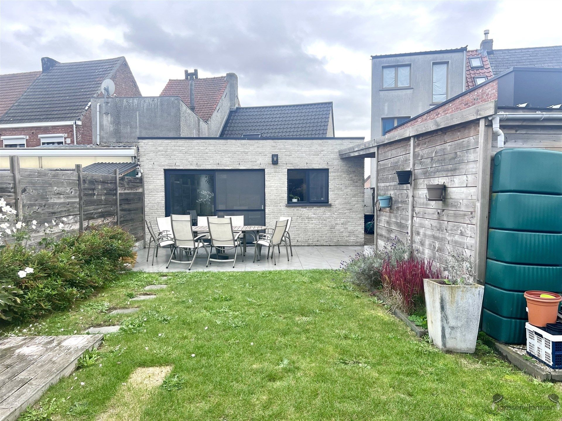 Rustig gelegen instapklare halfopen bebouwing foto 20