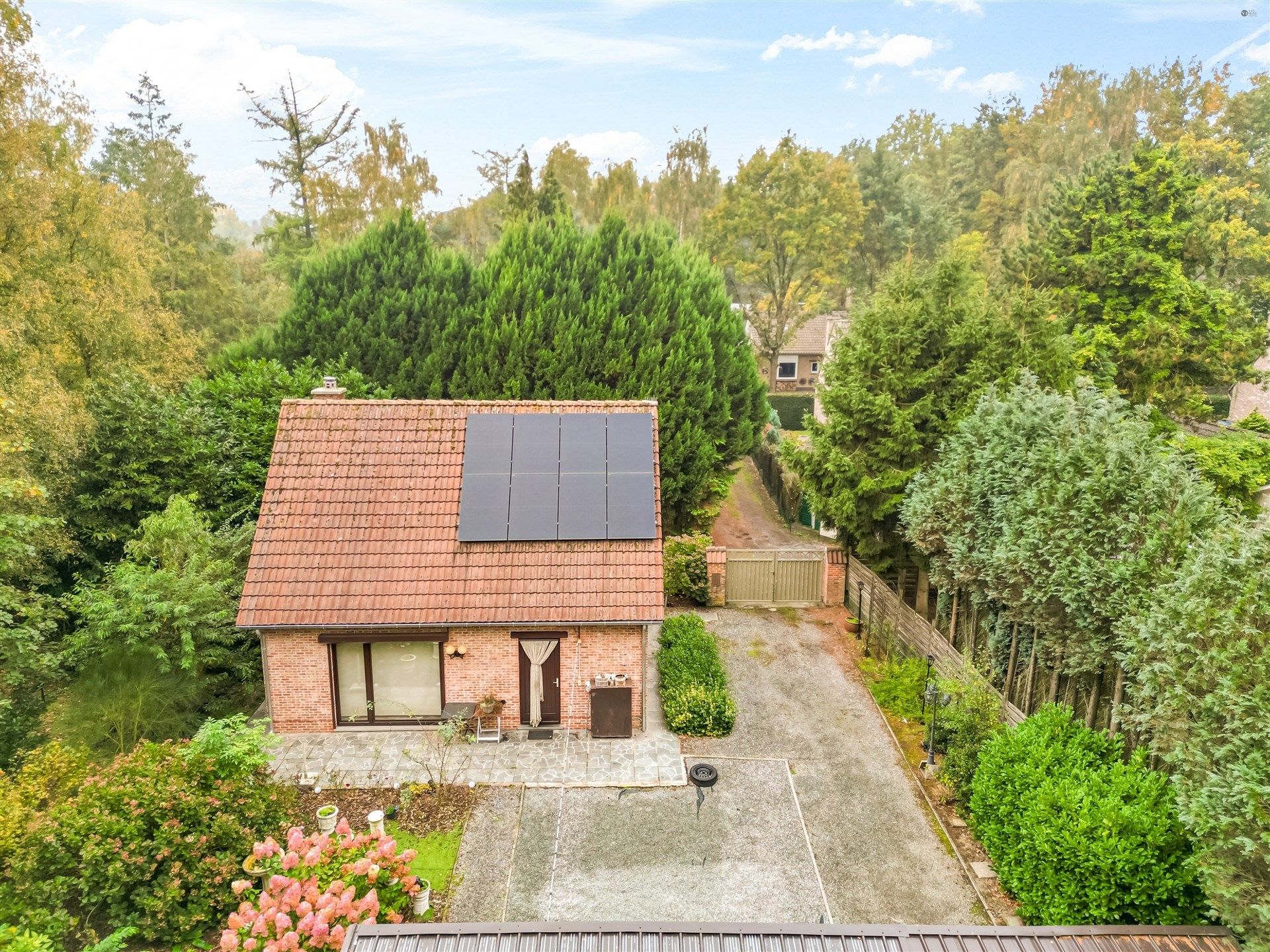 Mooie open bebouwing in groene omgeving  foto 21