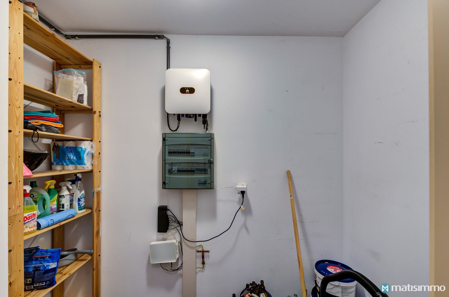 DUPLEXAPPARTEMENT MET 2 SLAAPKAMERS, 2 PARKEERPLAATSEN EN ZONNEPANELEN TE GROTE-SPOUWEN foto 7