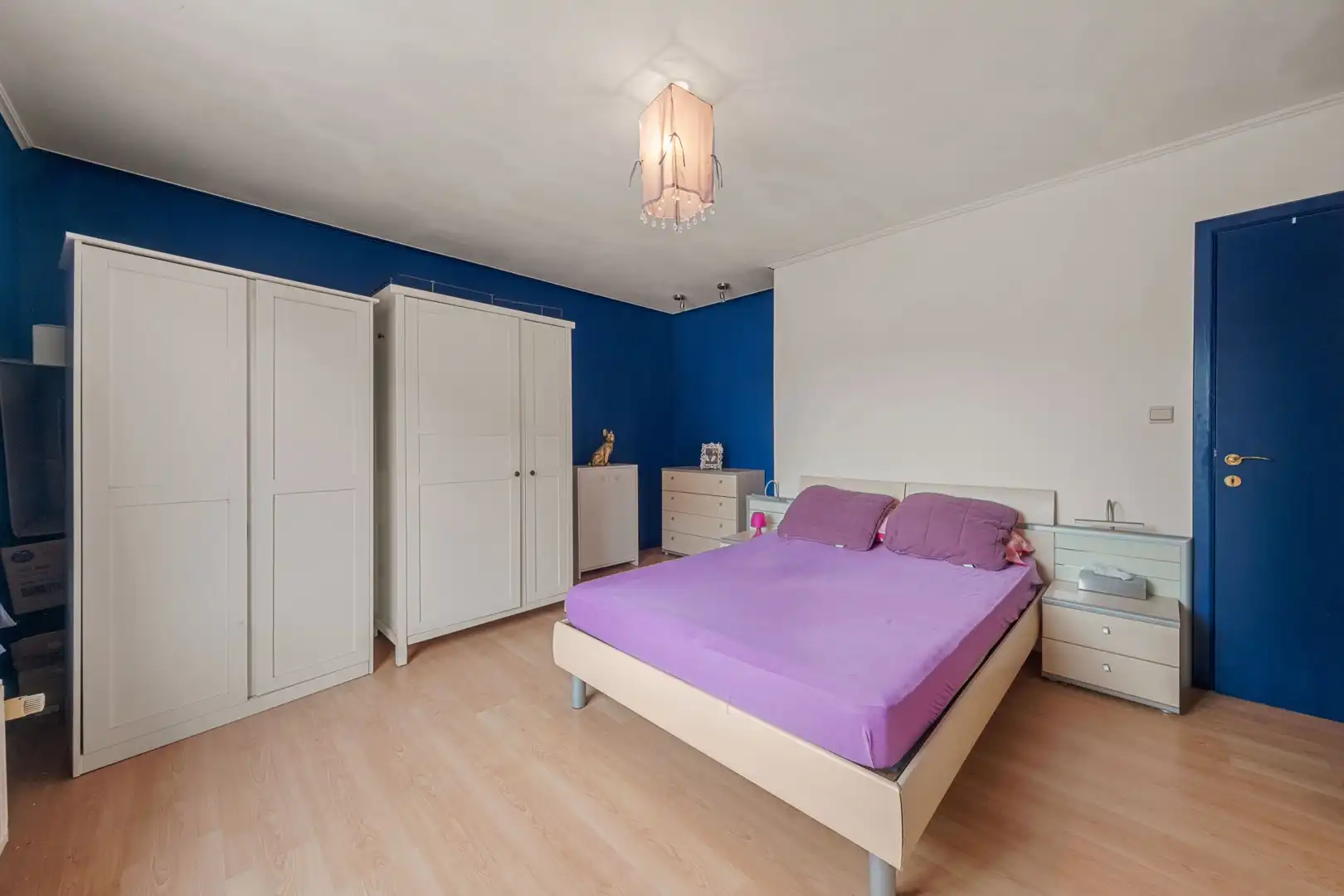 Charmante starterswoning met tuin in Flora, Merelbeke. foto 9