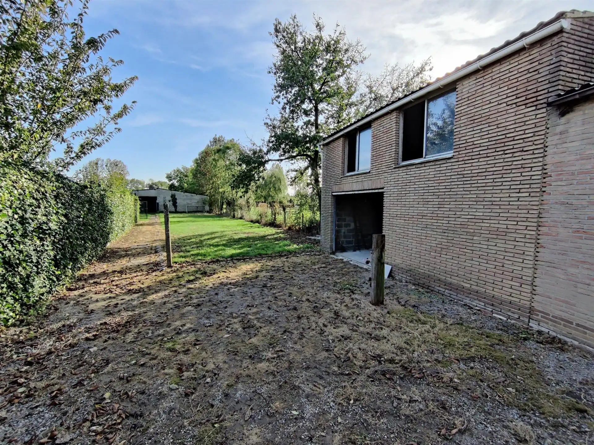 Renovatiewoning met 3 slaapkamers foto 12