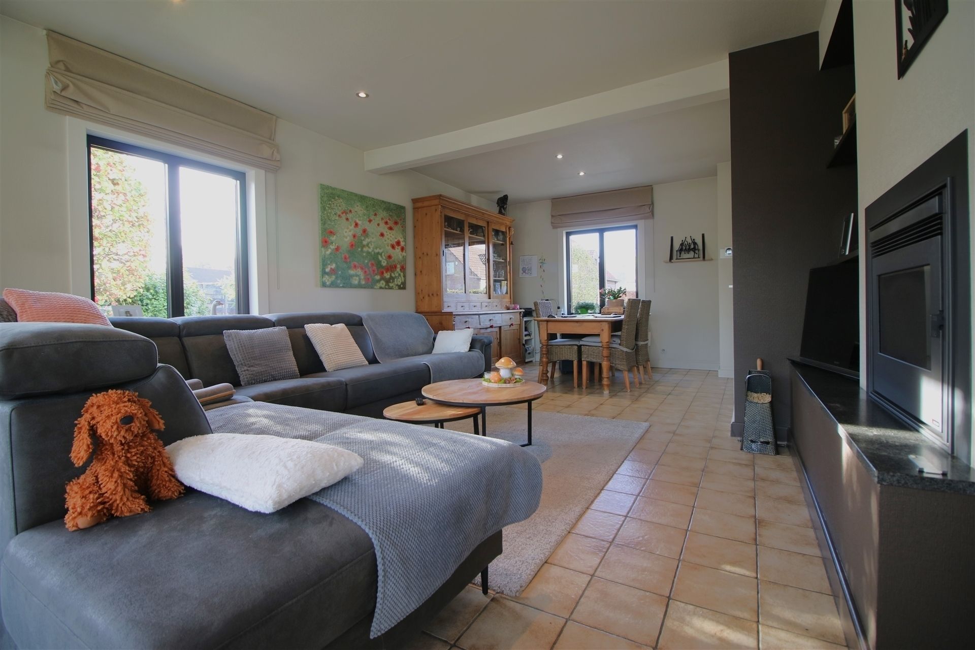 Vernieuwde woning in rustige omgeving foto 3