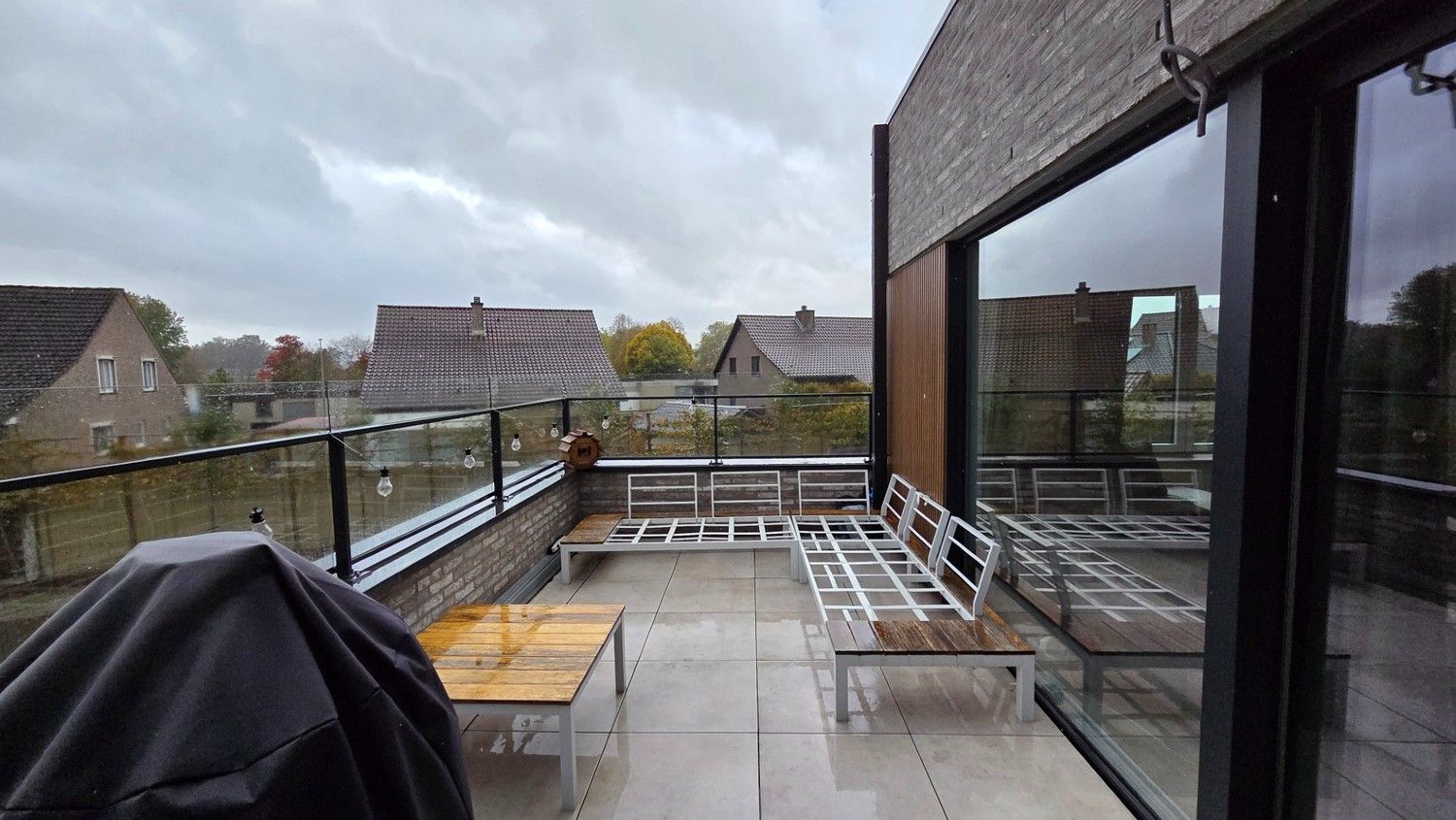 Energiezuinig en recent appartement met 2 slaapkamers en ruim 90m² woonoppervlakte foto 9