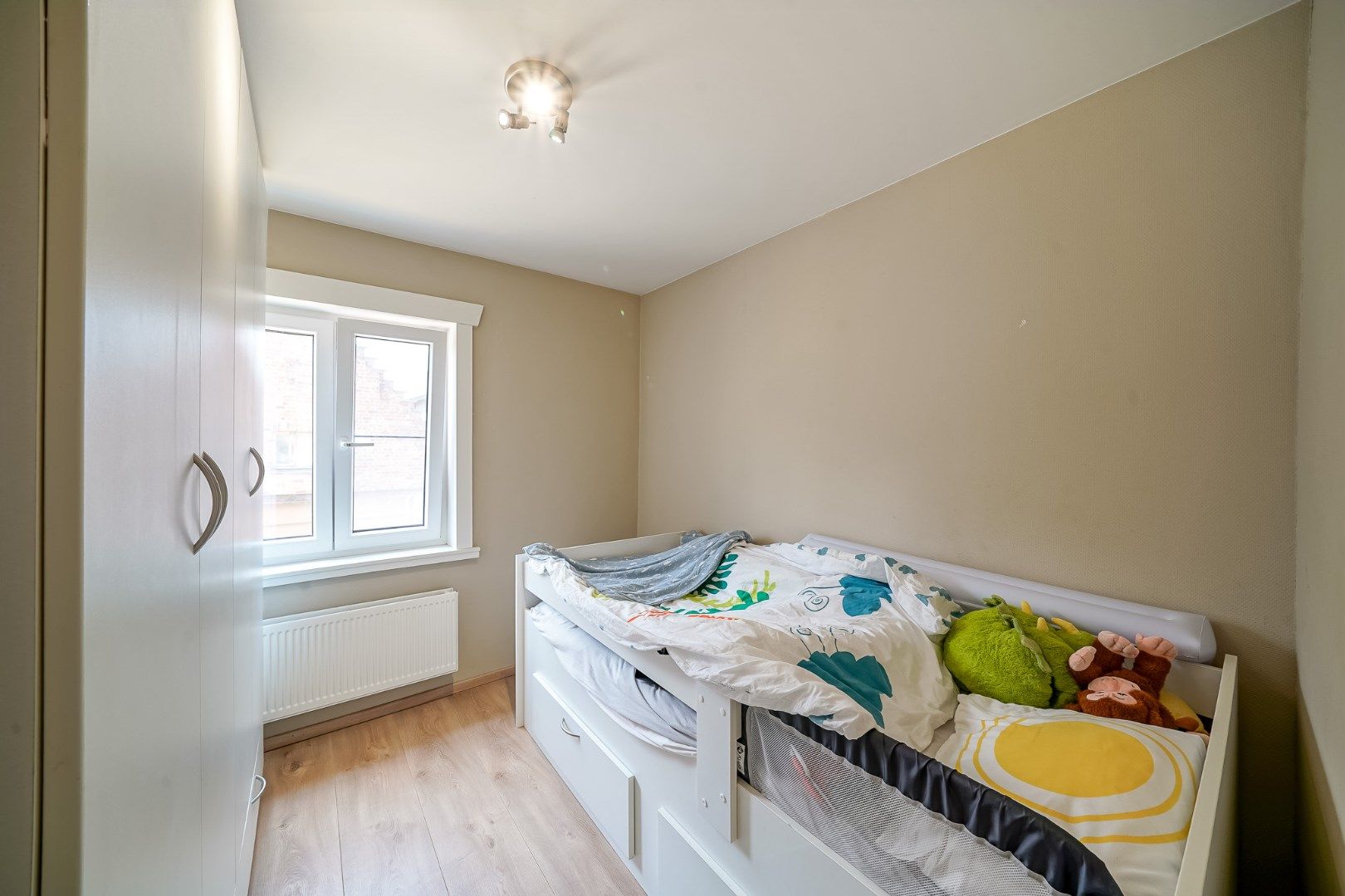 Instapklare rijwoning met 3 slaapkamers in centrum Oudenburg foto 11