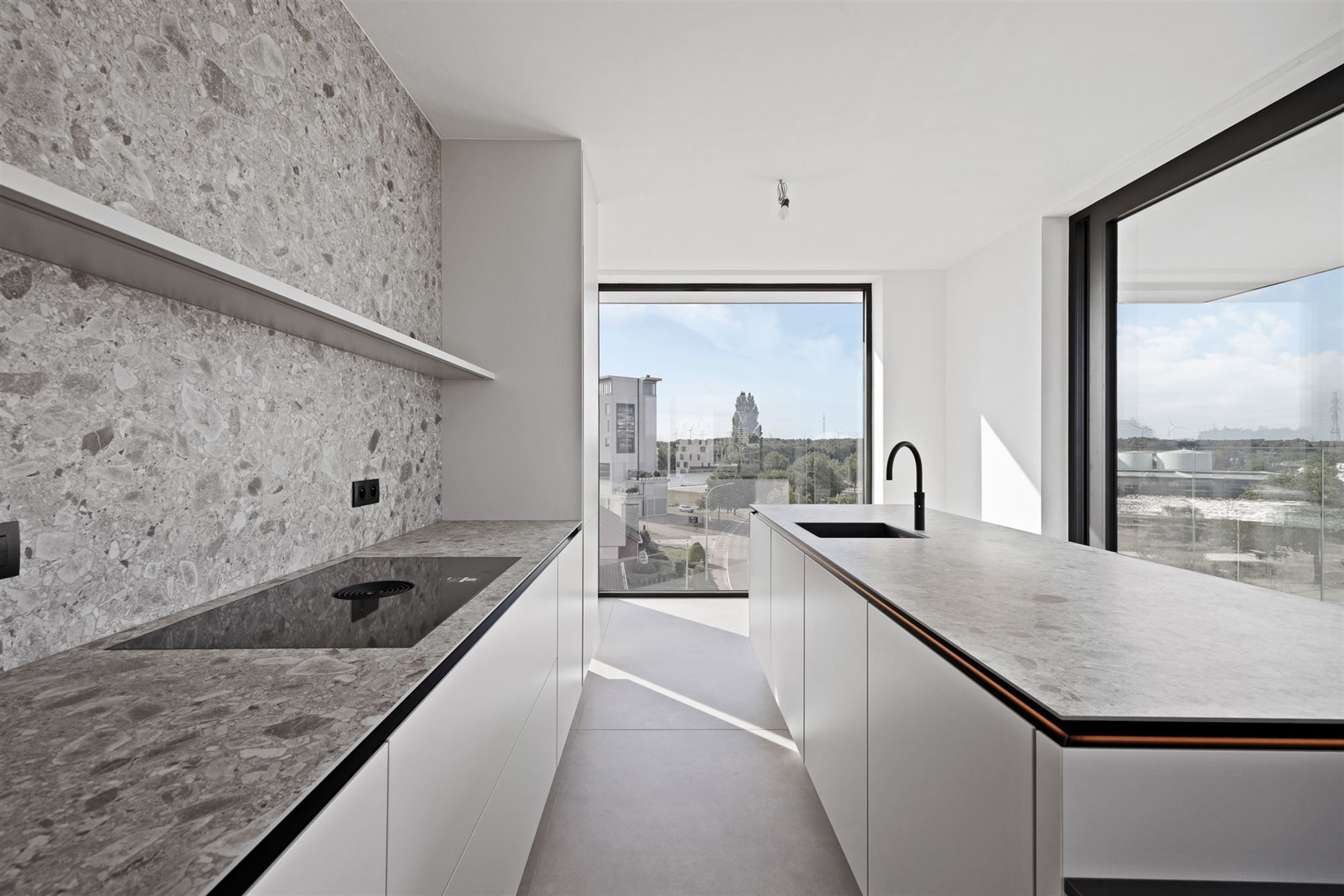 PENTHOUSE APPARTEMENT VAN 126M² MET FENOMENAAL UITZICHT, 2 SLAAPKAMERS EN TERRASSEN MET MOGELIJKHEID TOT AANKOOP 6% BTW! foto 13