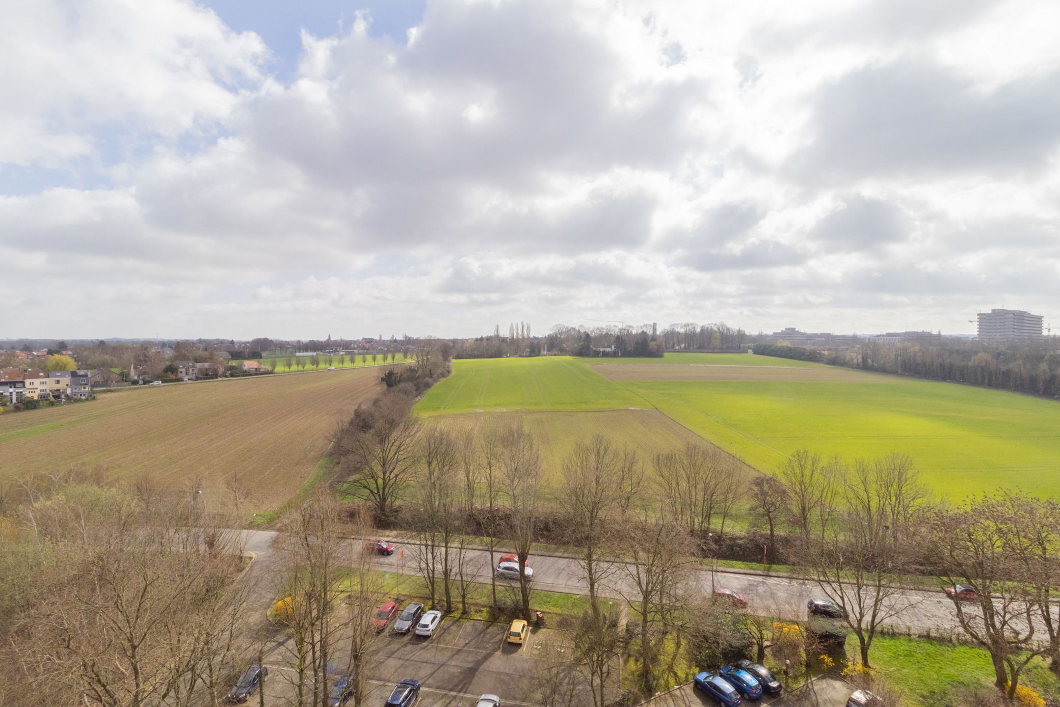 Mooi appartement met 2 slaapkamers en een terras foto 13