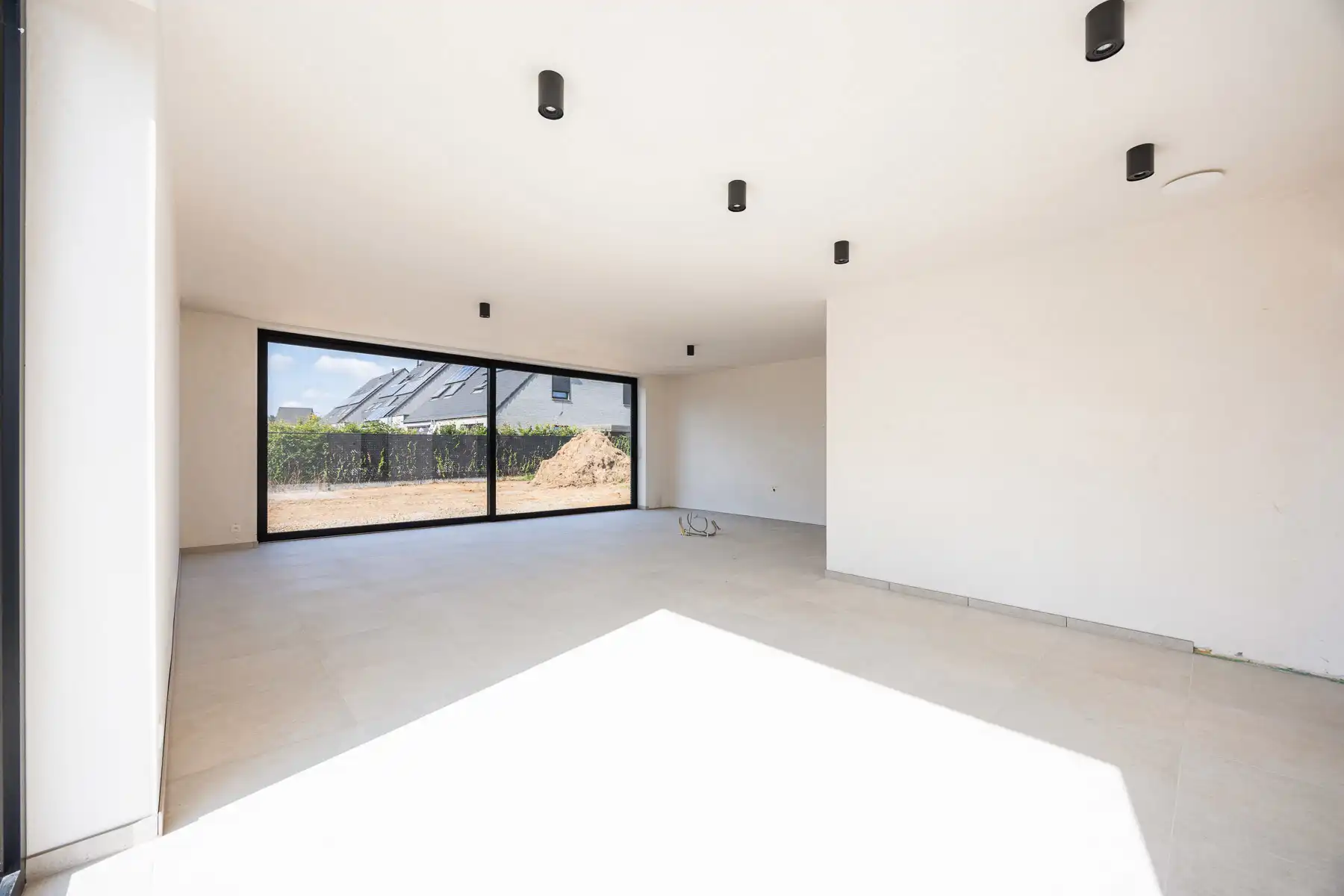 Knappe nieuwbouw villa in gezinsvriendelijke buurt foto 4