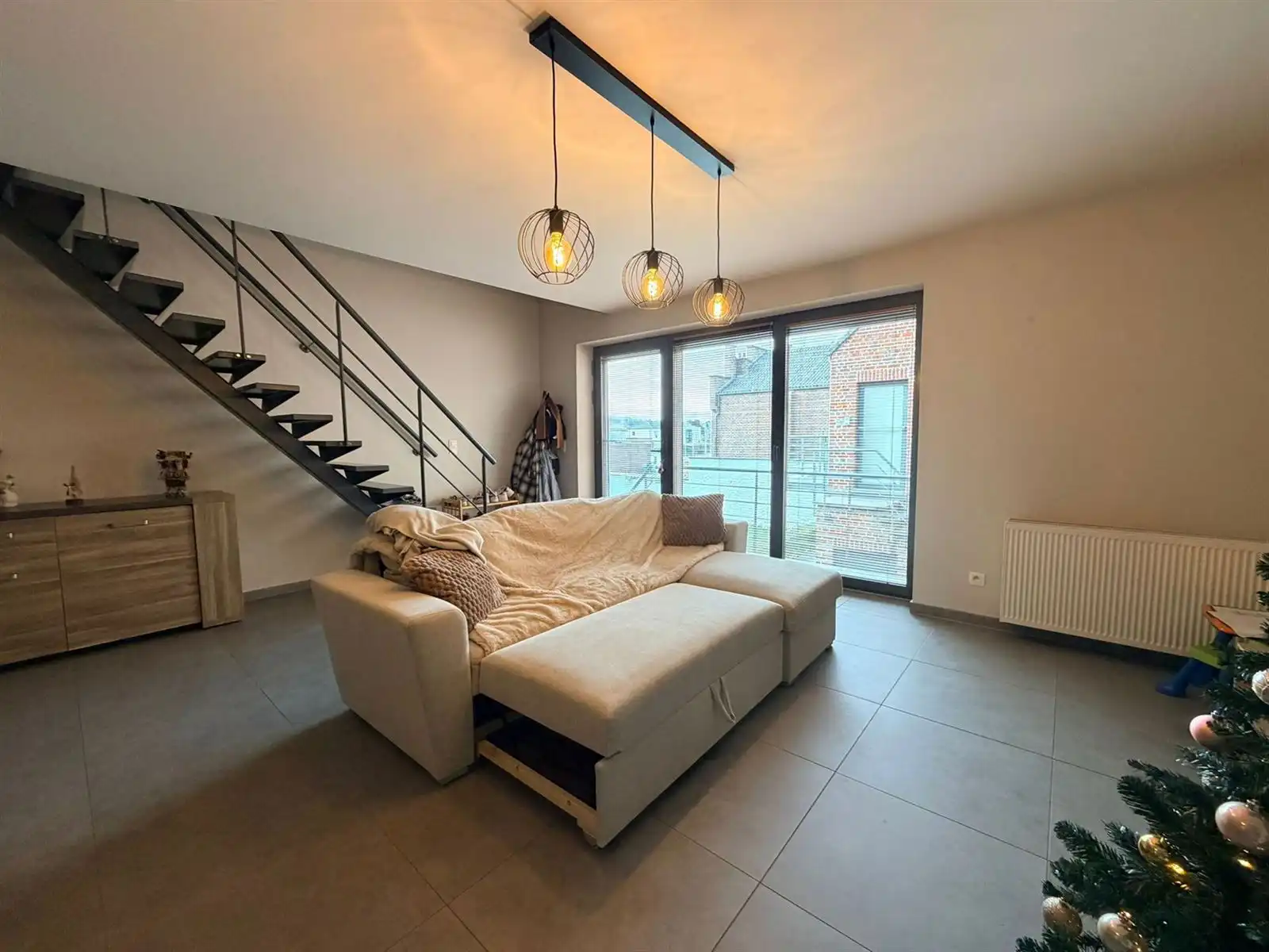 Duplex-appartement met 2 slaapkamers TE HUUR te Oetingen foto 3