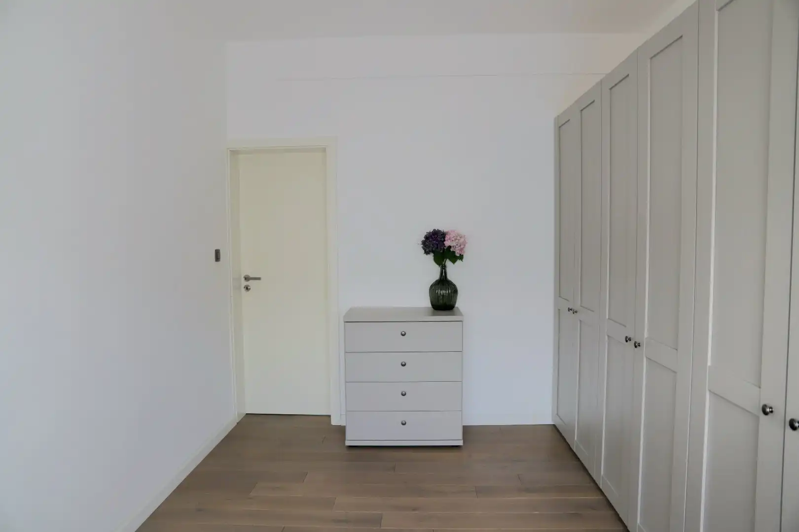 Prachtig appartement met 2 slaapkamers in het centrum van Maasmechelen foto 13