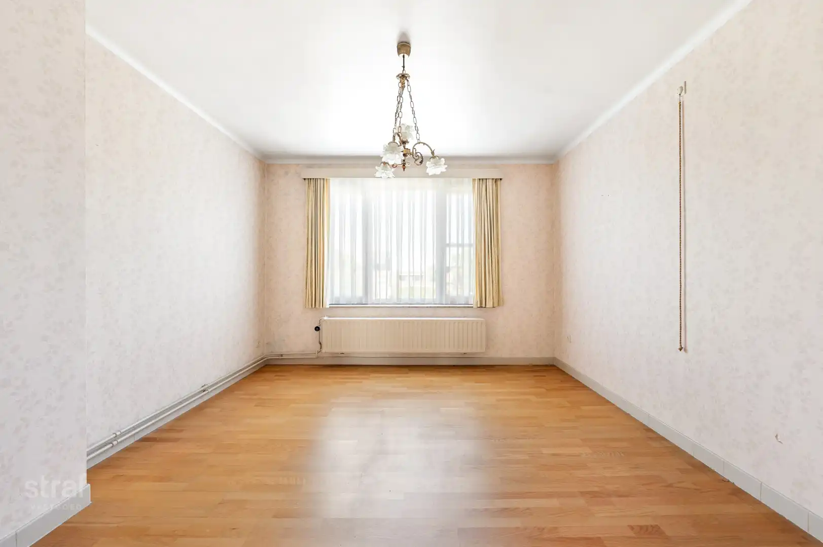 Ruime gezinswoning met grote tuin en tot vijf slaapkamers foto 14