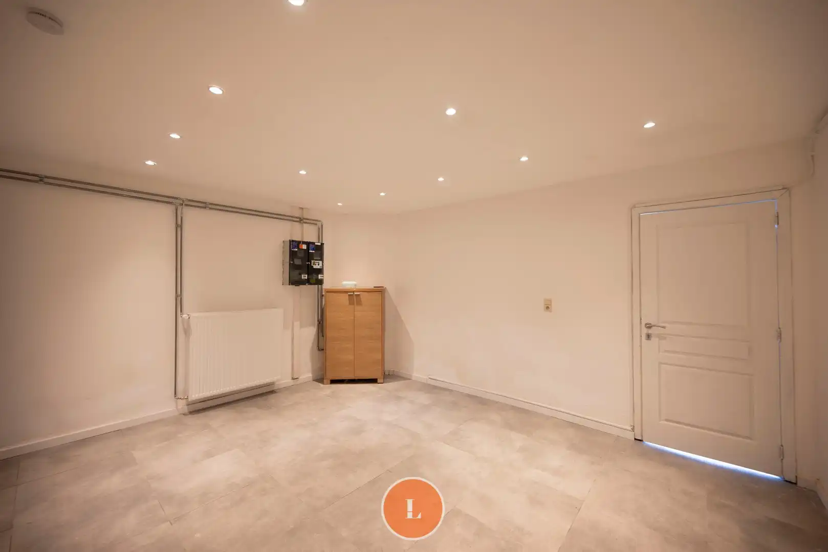 Huis met 4 slaapkamers te koop in centrum Menen foto 5