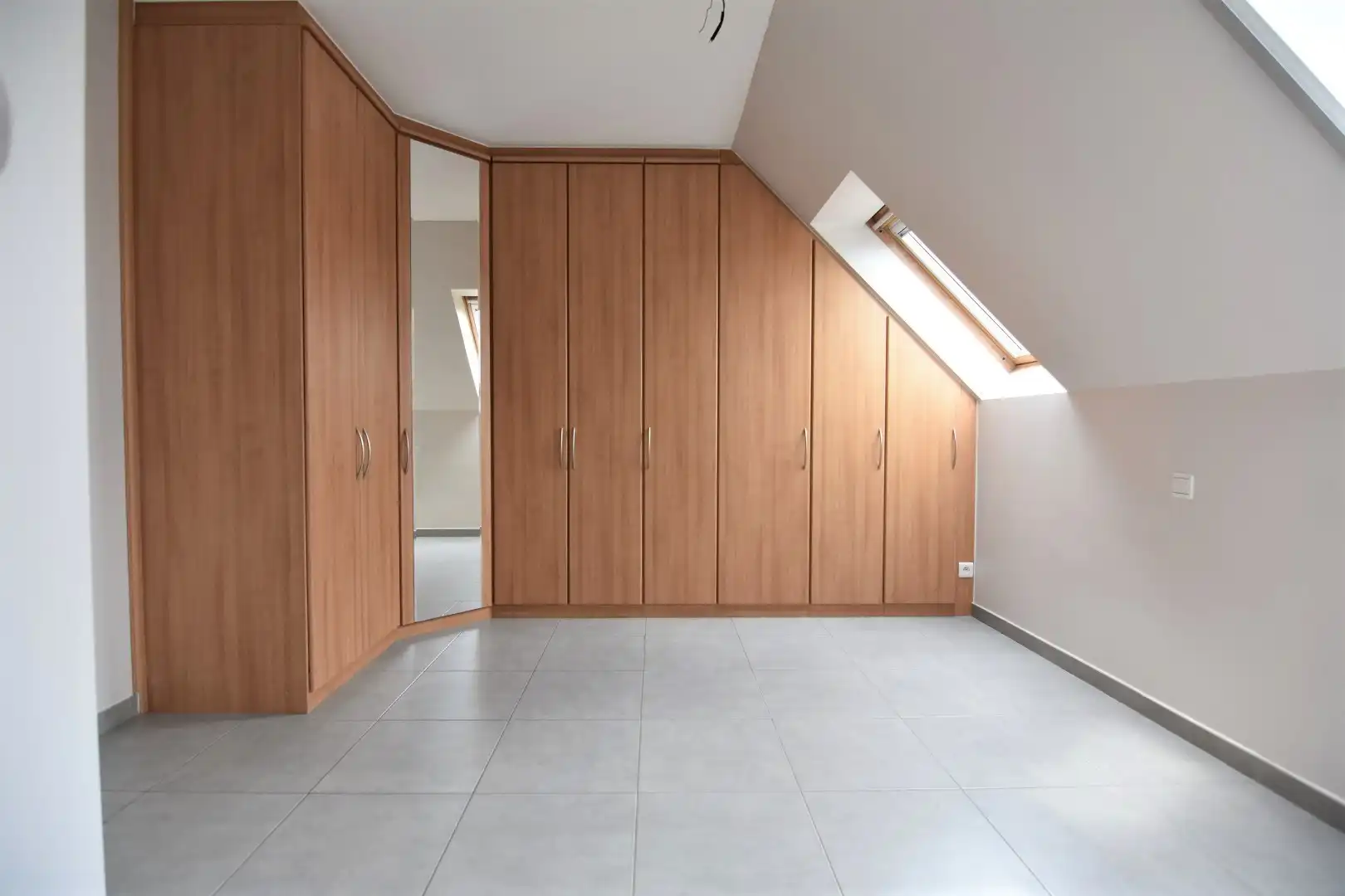 Dakappartement met groot terras en garagebox foto 8