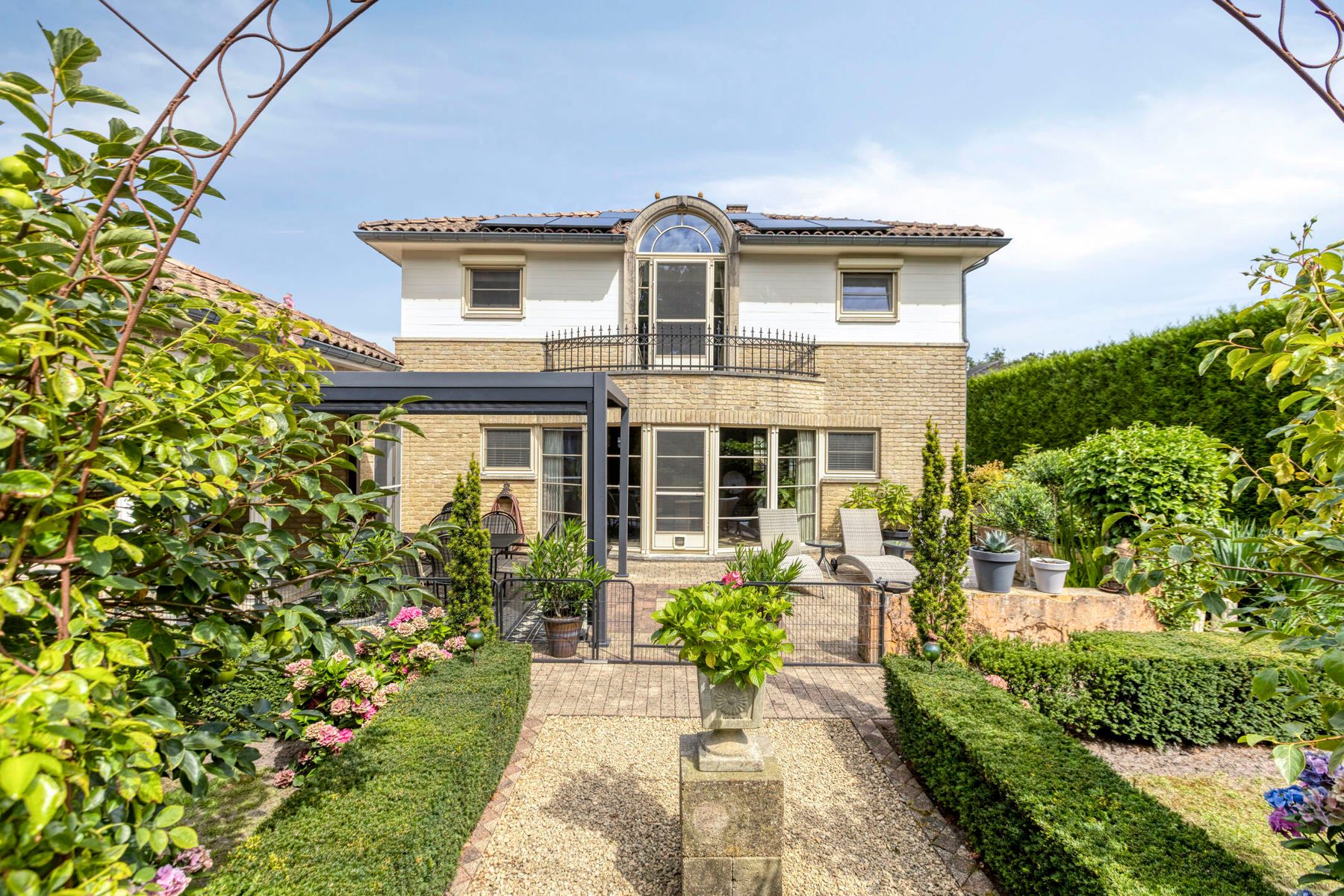 Mediterrane villa met zuiderse invloeden foto 55