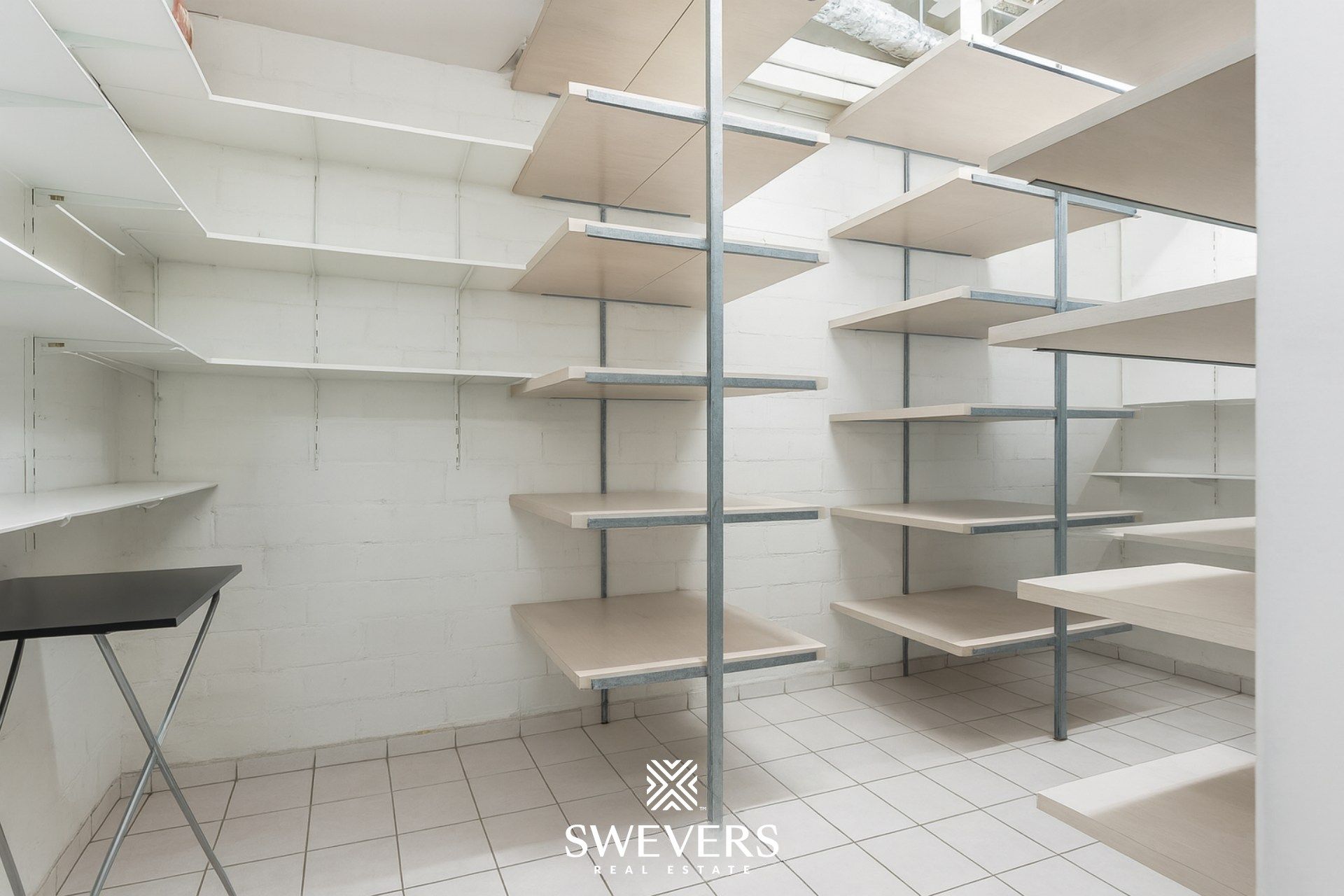 Modern handelspand in het centrum van Beringen met veel mogelijkheden  foto 11