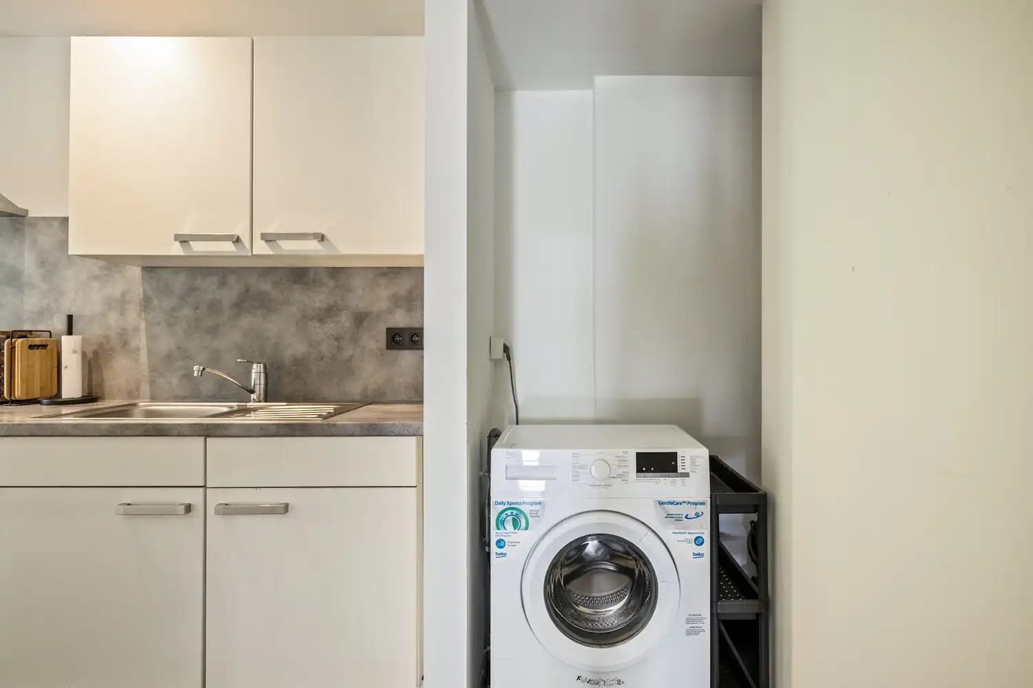 Instapklaar gelijkvloers appartement te Hoboken! foto 6