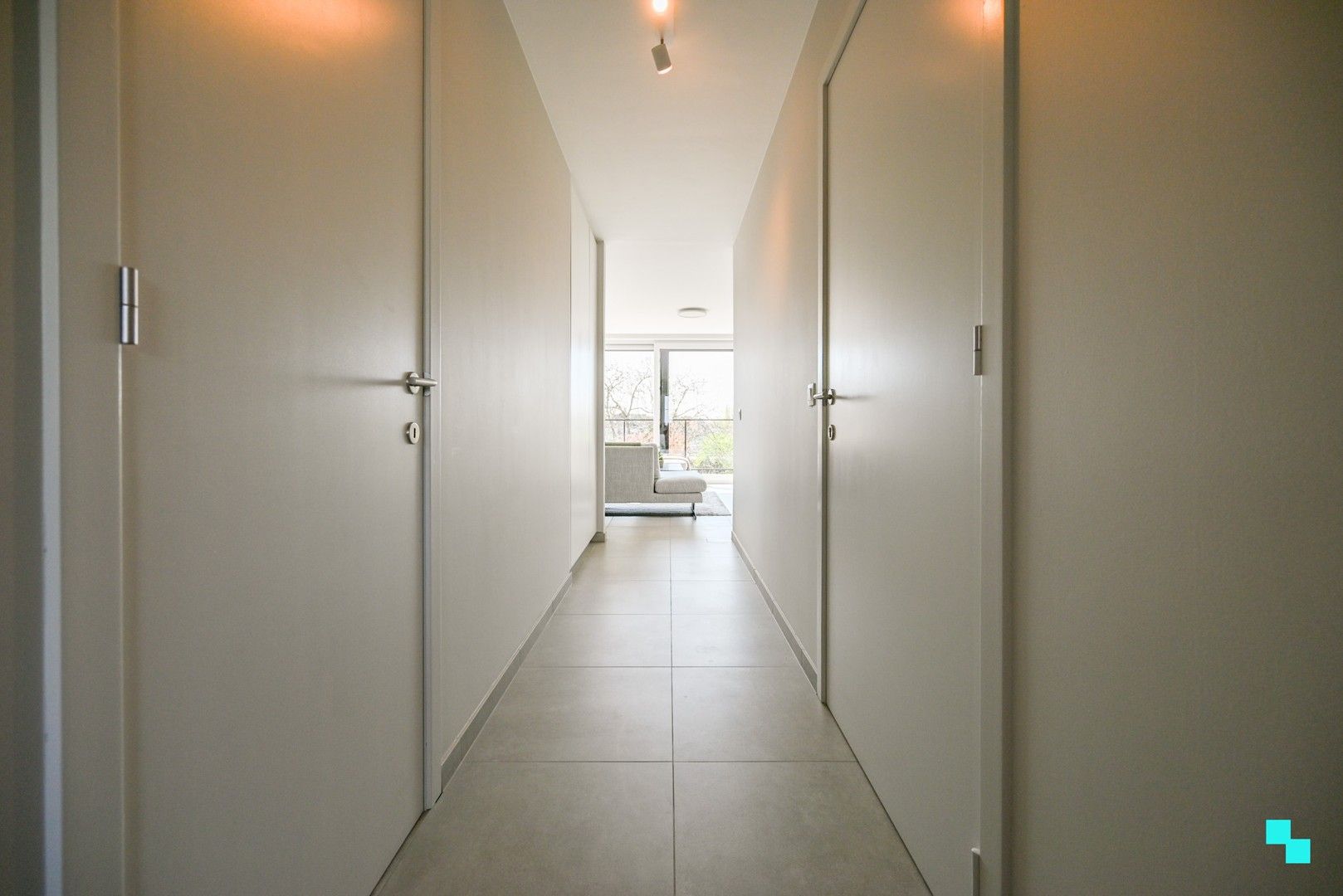 Energiezuinig tweeslaapkamer appartement te hartje Sint-Eloois-Winkel foto 3