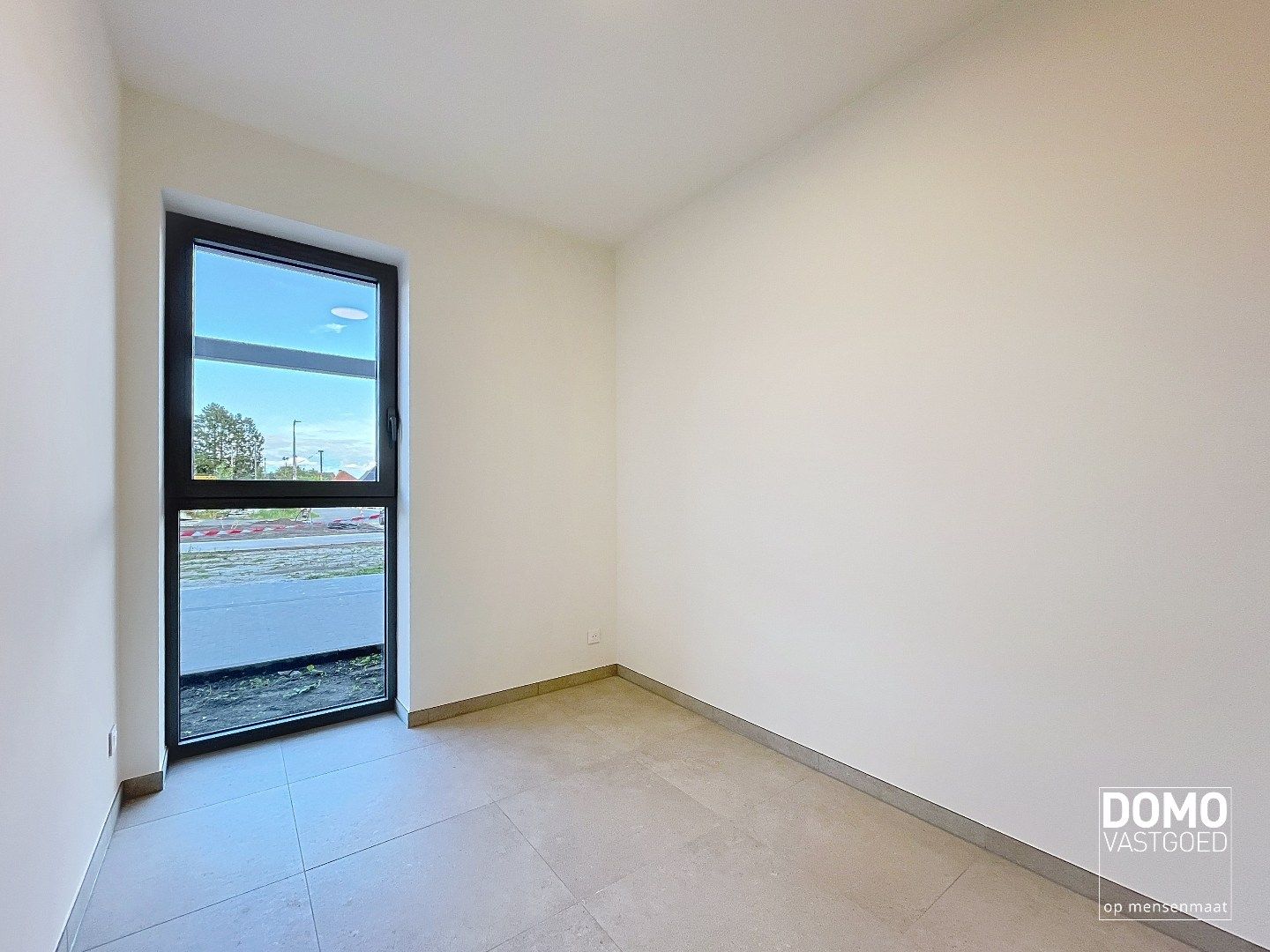 PRACHTIG GELIJKVLOERS NIEUWBOUW APPARTEMENT MET 2 SLAAPKAMERS, AUTOSTANDPLAATS EN AIRCO TE LEOPOLDSBURG foto 5