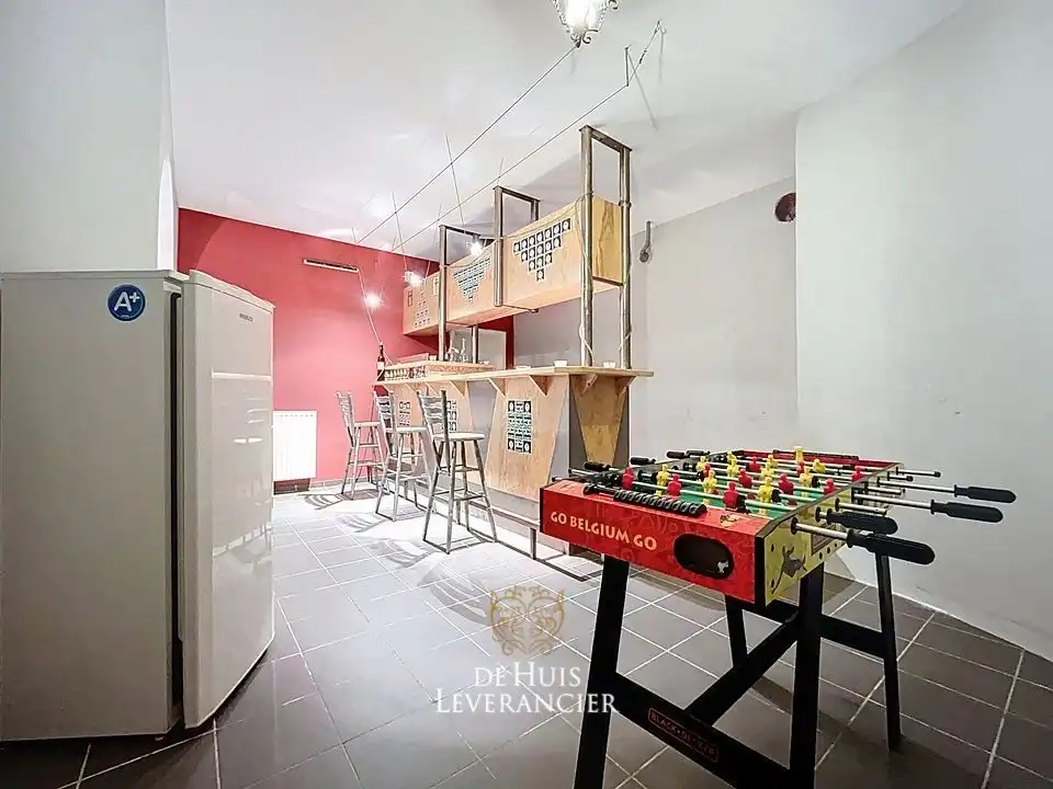 Exclusieve villa op uitzonderlijk perceel van 1 767 m², grenzend aan natuurgebied foto 70