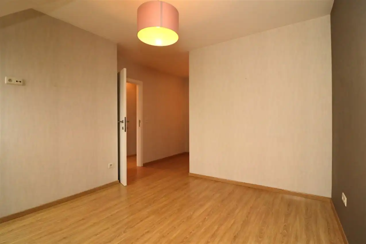 Royaal, lift tot op slaapniveau, garage, riant terras foto 18