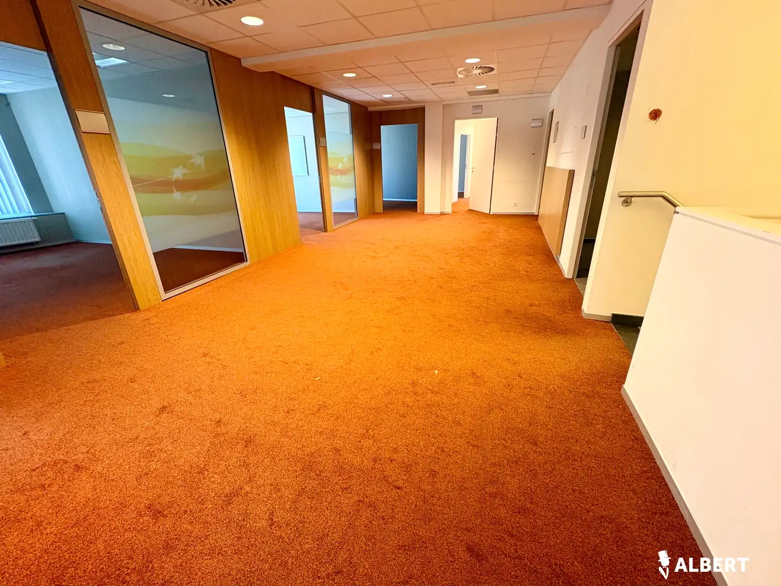 Lichtrijk handelspand van 497m2 op toplocatie! foto 29