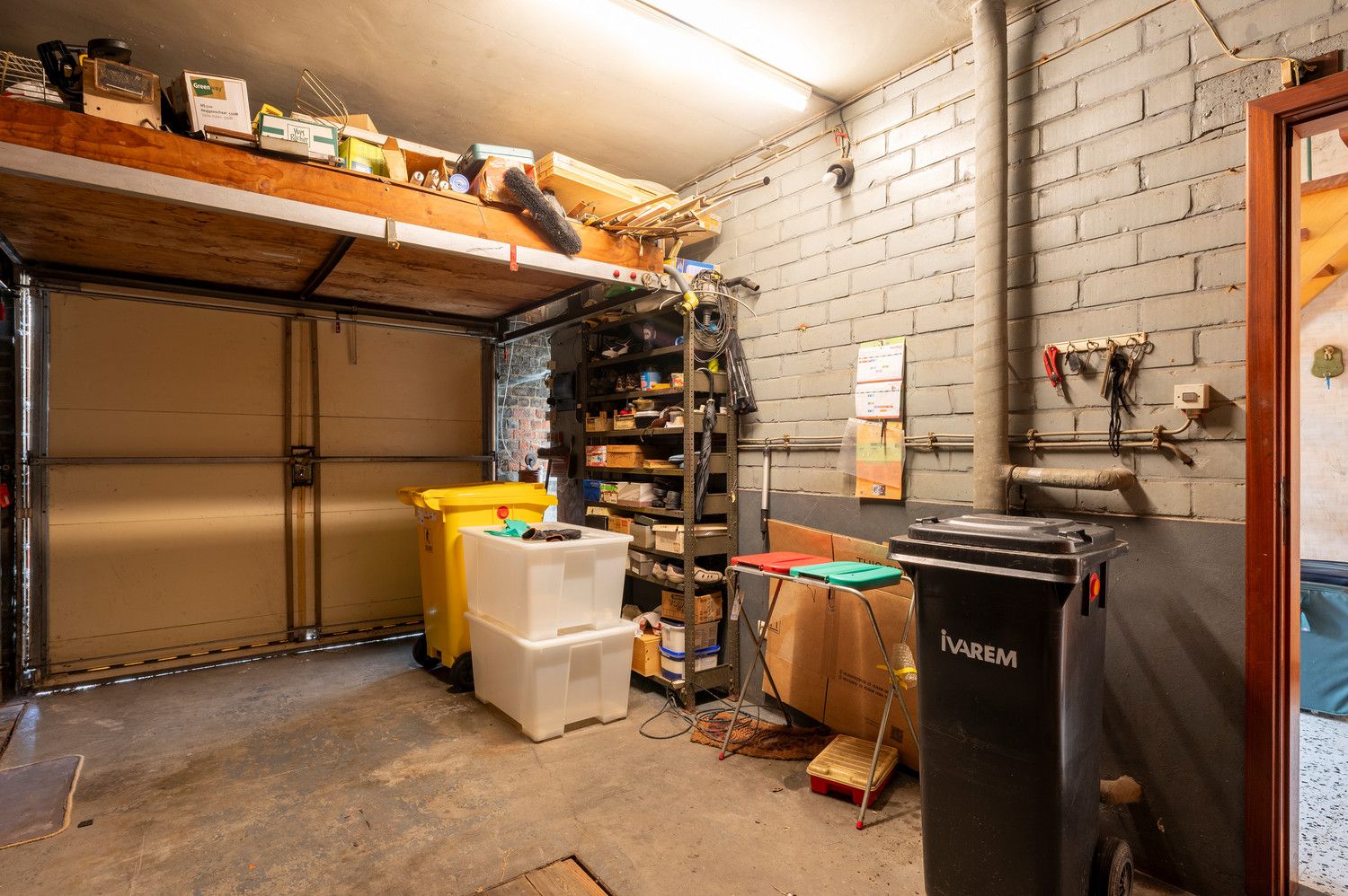 Te renoveren gezinswoning, 3 slaapkamers, garage,tuin foto 4