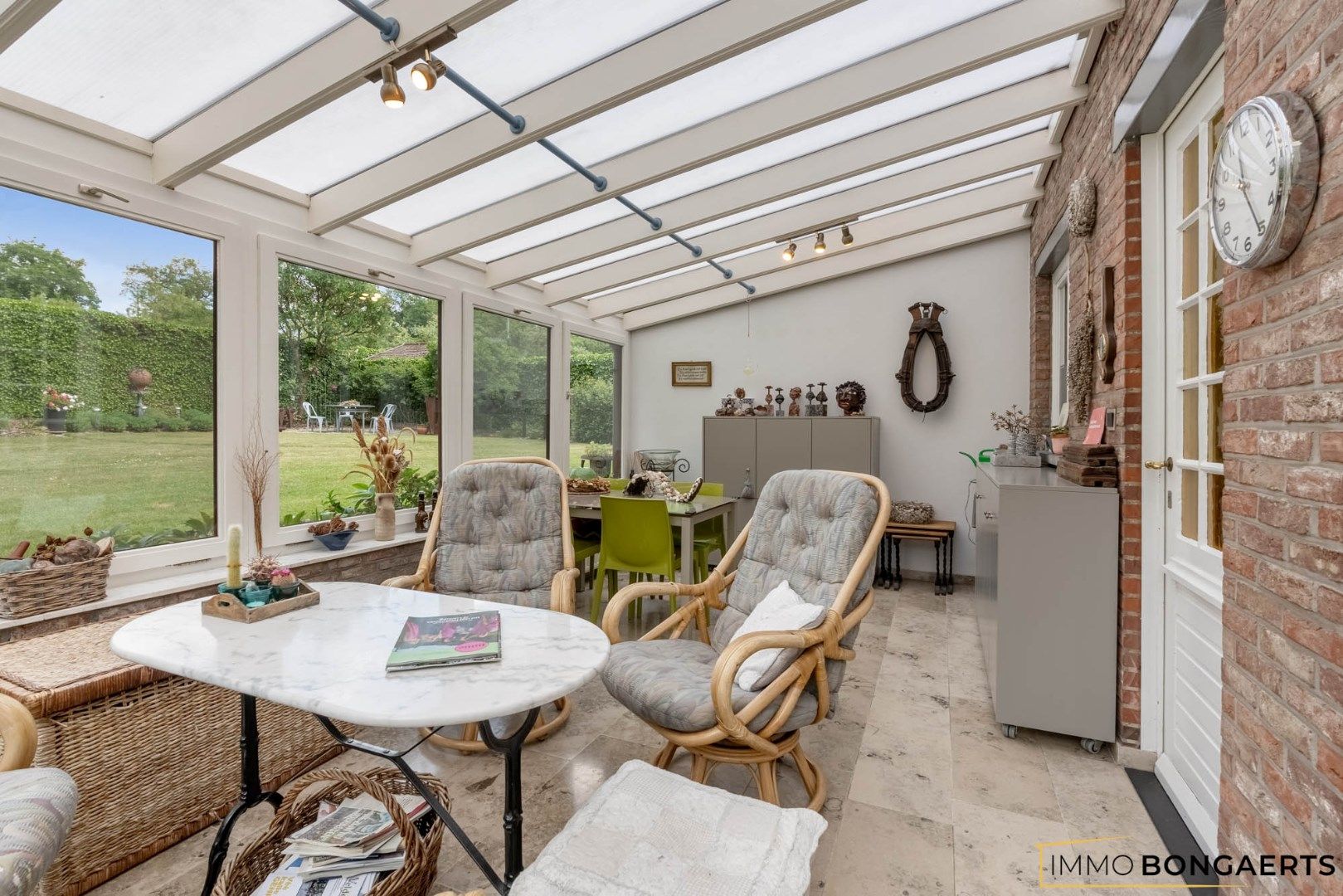 Zeer ruime woning op een leuke locatie te Bret-Gelieren. foto 22