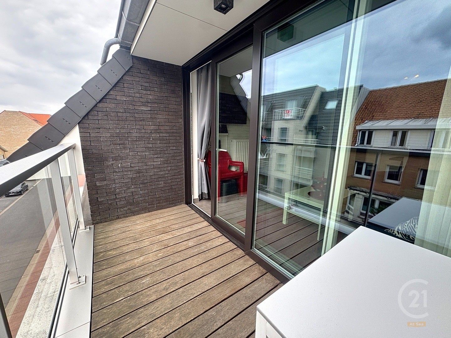 Instapklaar appartement met terras – Gelegen in het hart van Westende-Dorp foto 16
