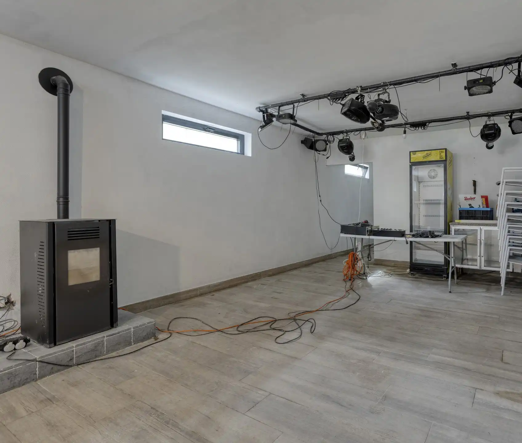 Riante villa met bijgebouw en aangrenzende bouwgrond op uniek perceel  foto 32