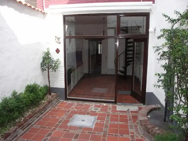 Comfortabele 2-slaapkamerwoning met stadsterras te koop in Brugge foto 15