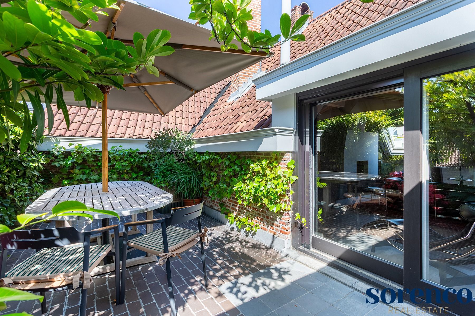 Sales en Rentback - ruime duplex + P te centrum Antwerpen foto 19