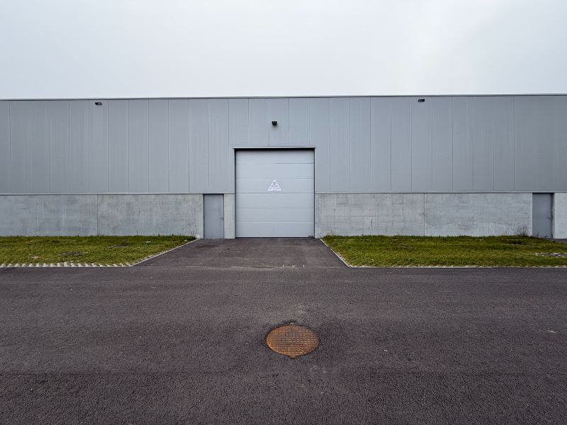 Nieuwbouw KMO-Unit te huur foto {{pictureIndex}}